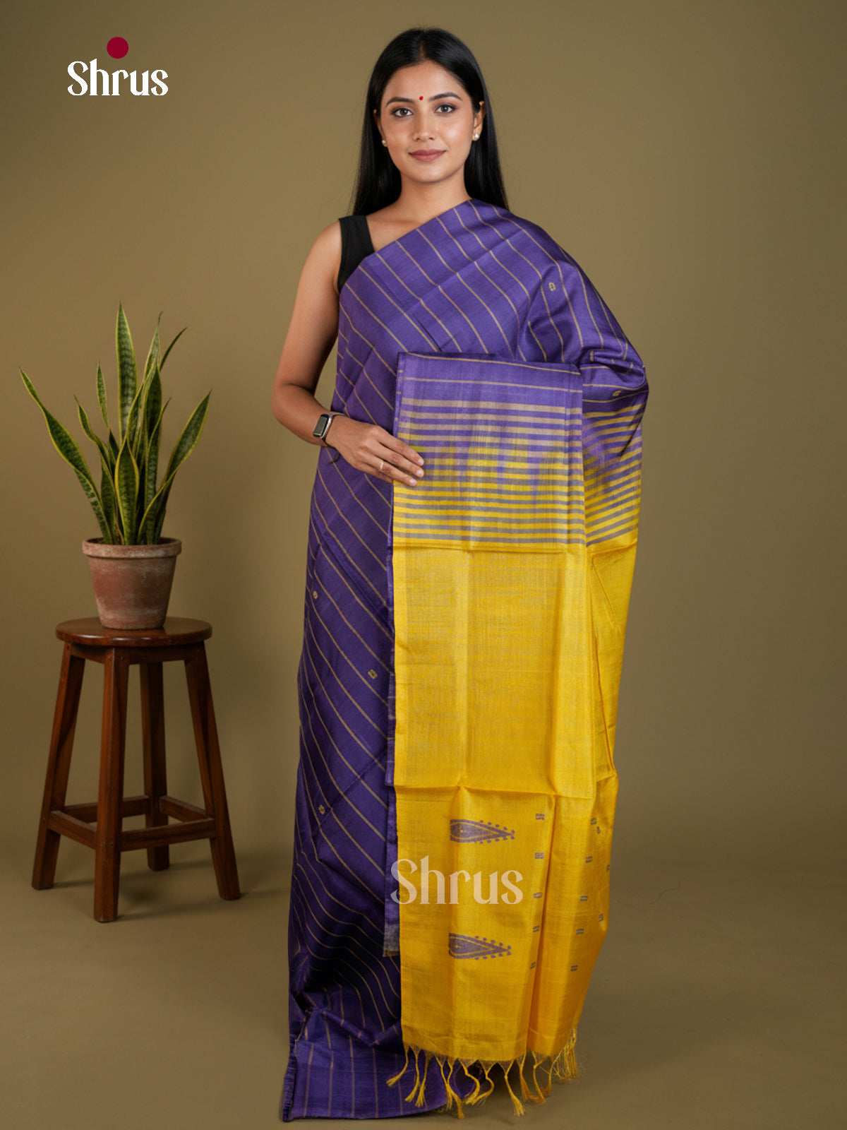 EAS23122 - Banana Pith without blouse - Saree - Shop on Shrus.com