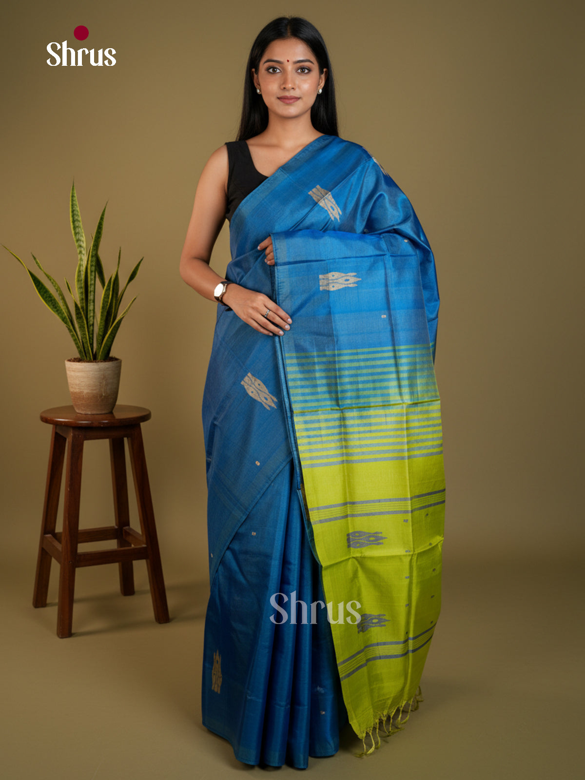 EAS23130 - Banana Pith without blouse - Saree - Shop on Shrus.com
