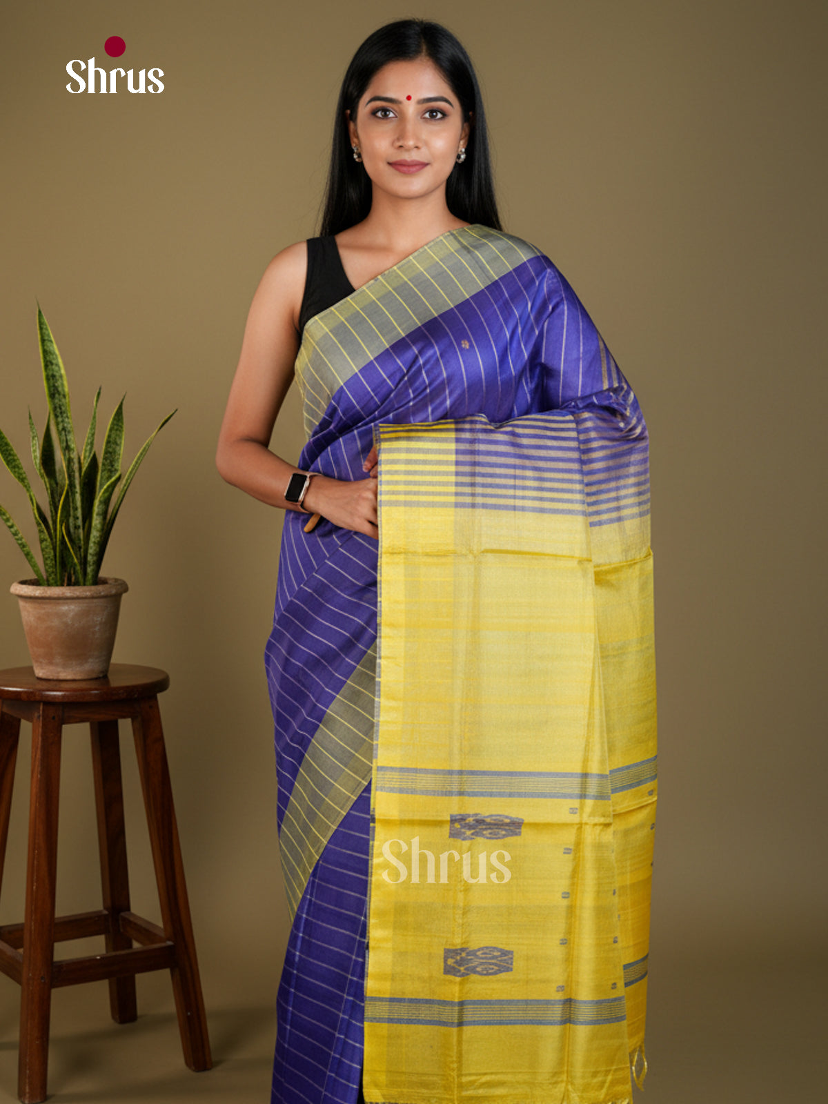 EAS23135 - Banana Pith without blouse - Saree - Shop on Shrus.com