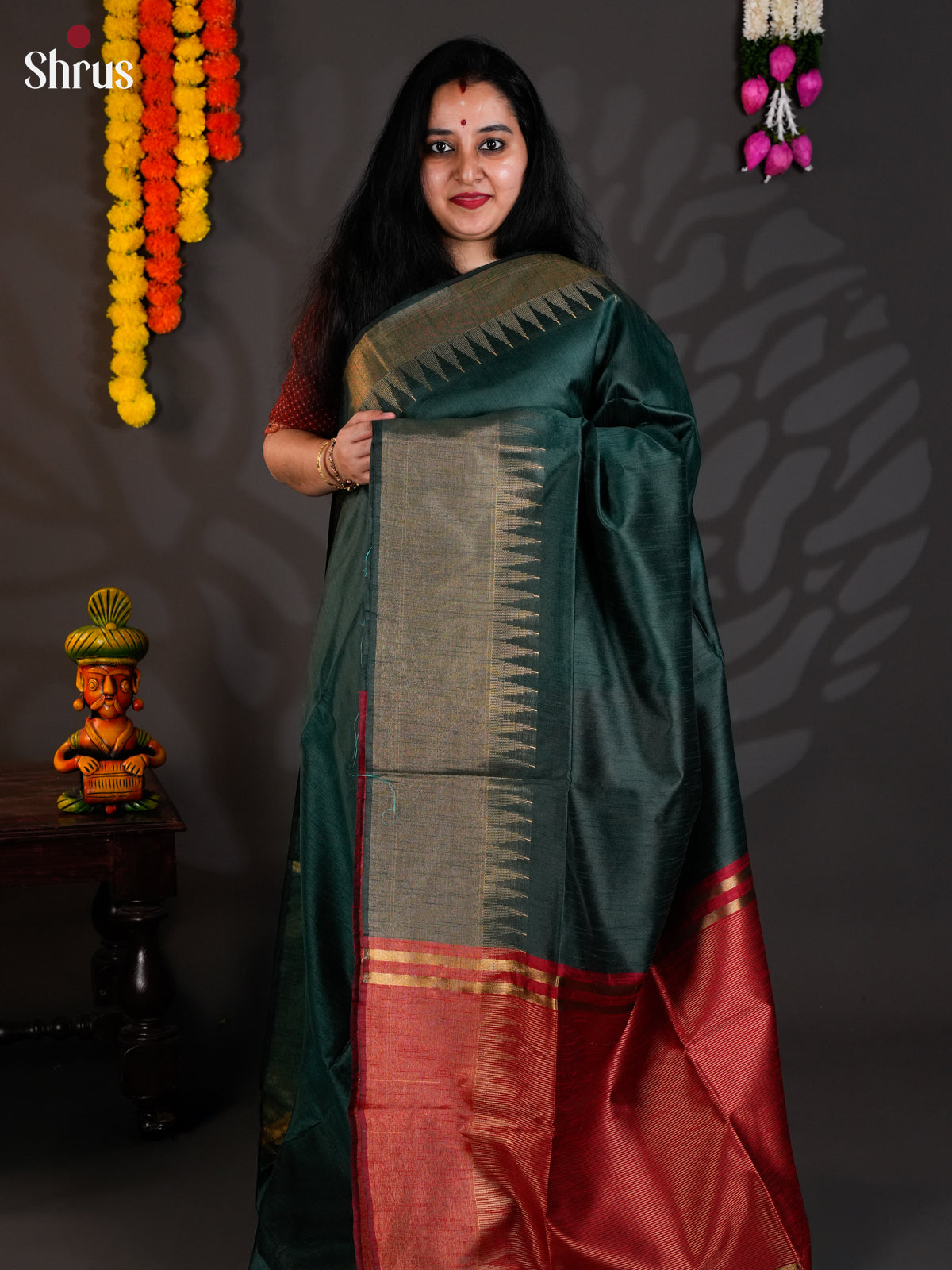Dark green & Red  - Semi Rawsilk - Saree-EAS24266 - Shop on Shrus.com