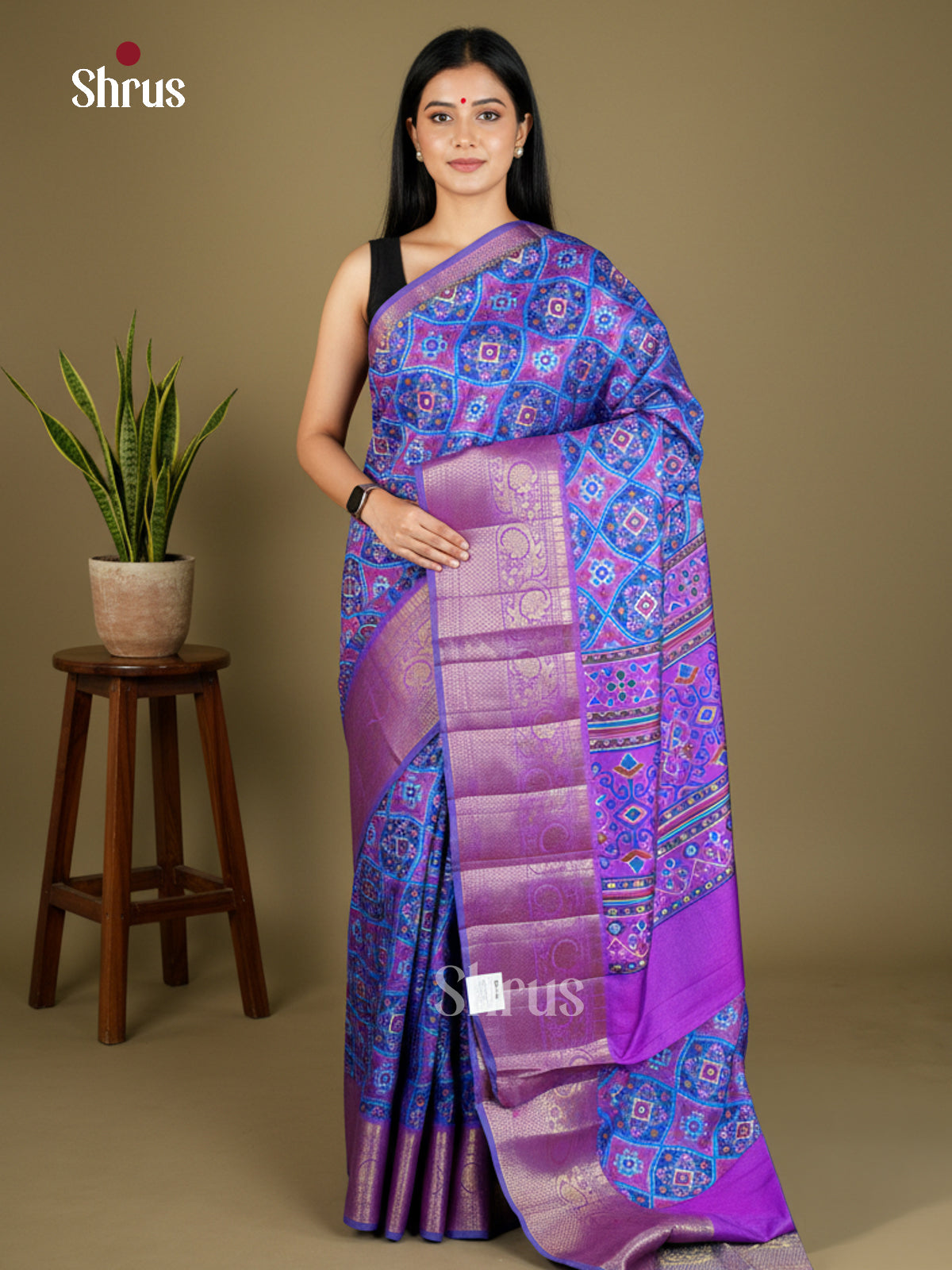 EAS27034 - Semi Patola-Kanchi Border Saree - Shop on Shrus.com