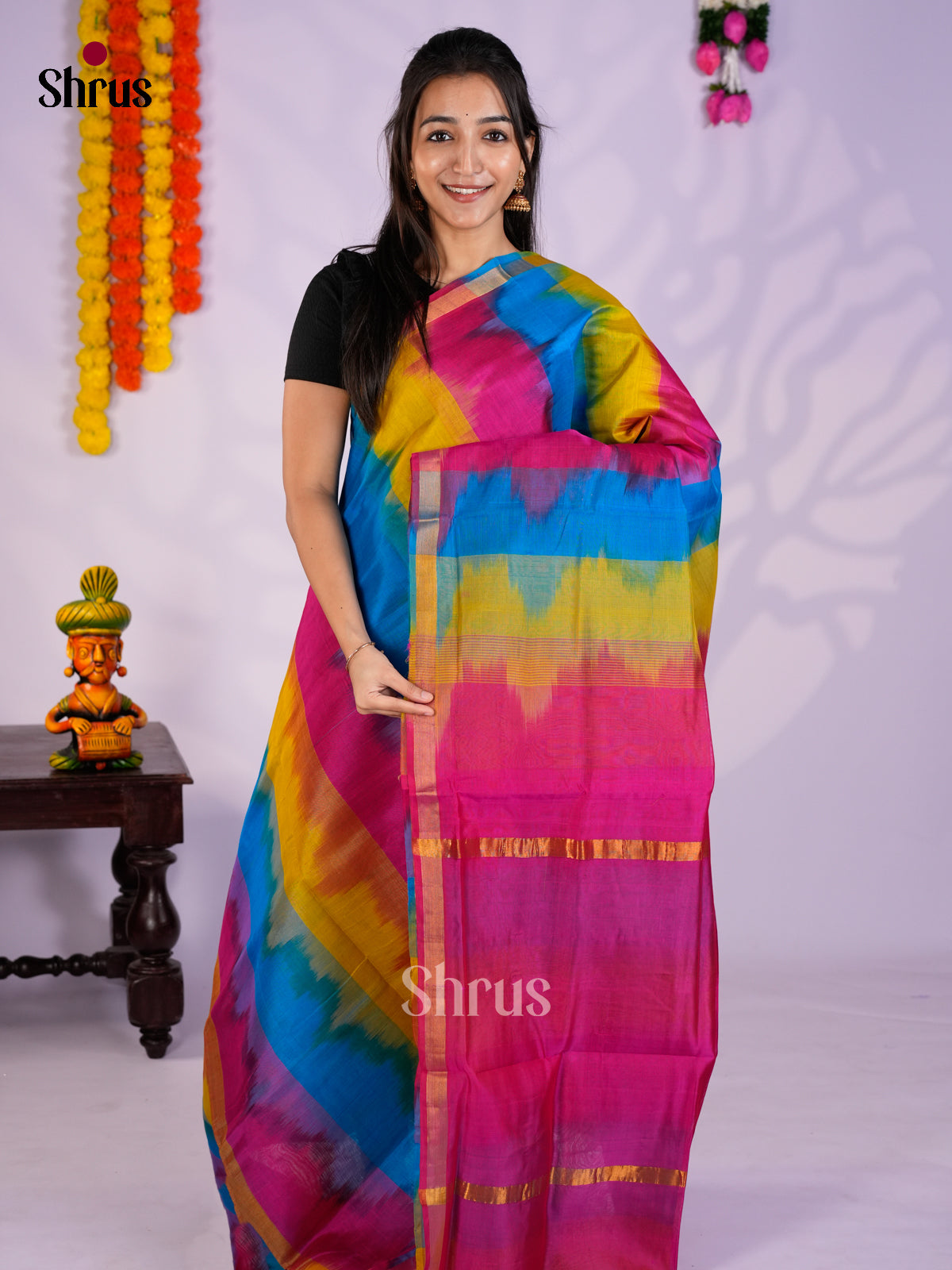 Buy Classy Multicolour Cotton Silk Saree Online with Ikkat Patterns & Pink Pallu With Zari Lines
