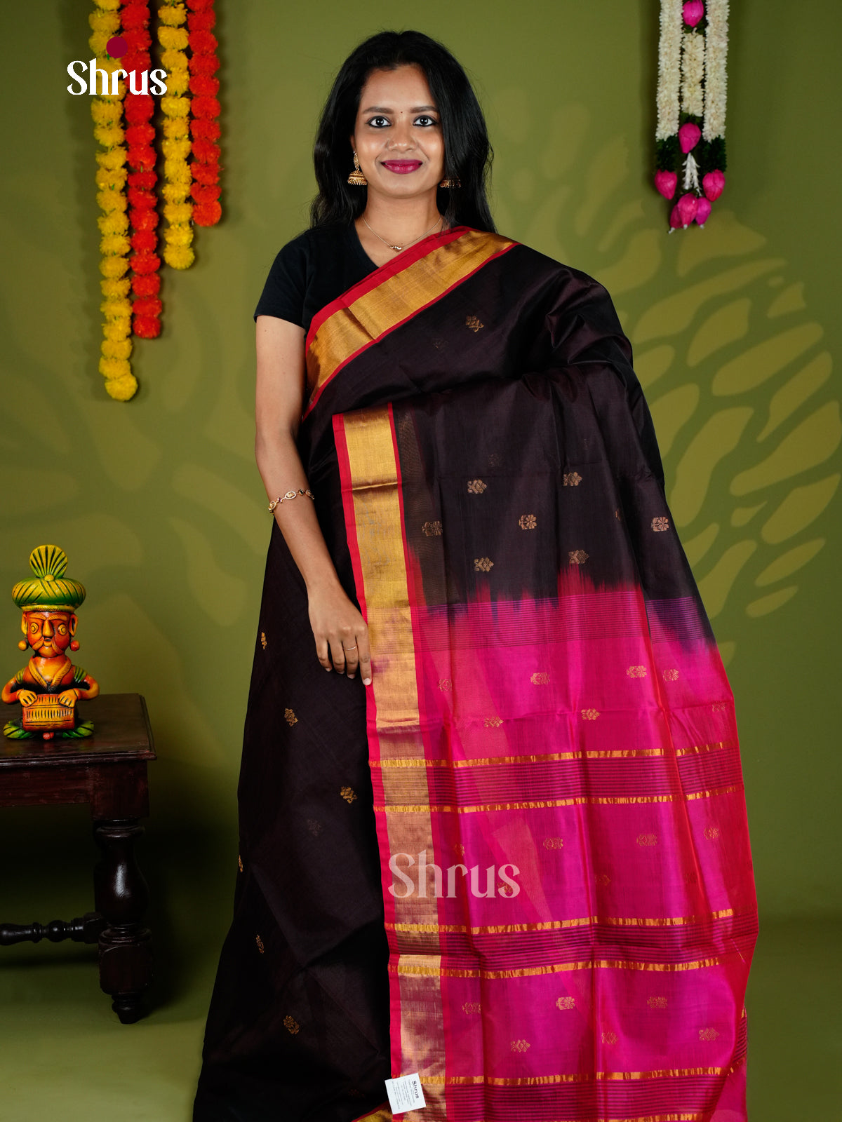 EAS27249 - Silk Cotton Saree - Shop on Shrus.com