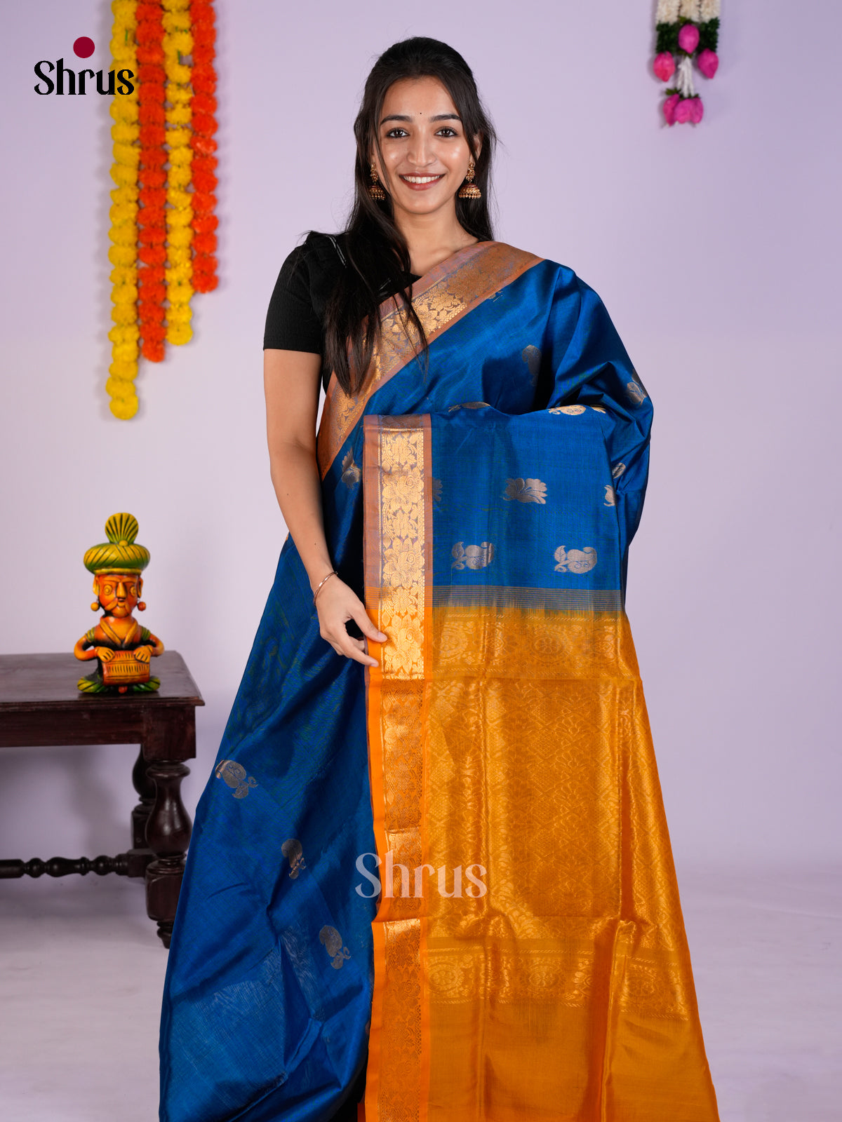 EAS27273 - Silk Cotton Saree - Shop on Shrus.com