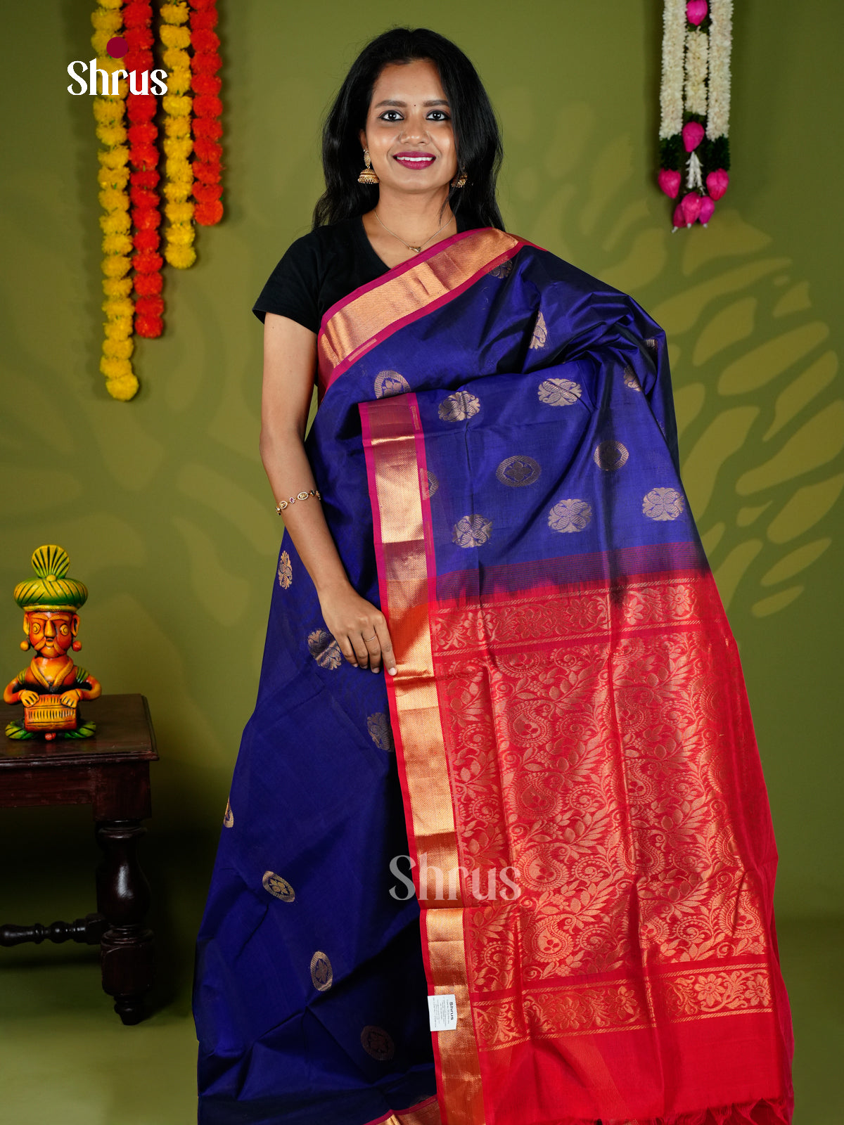 Buy Blue Silk Cotton Saree Online with Paisley Floral Motifs & Red Khaddi Zari Border