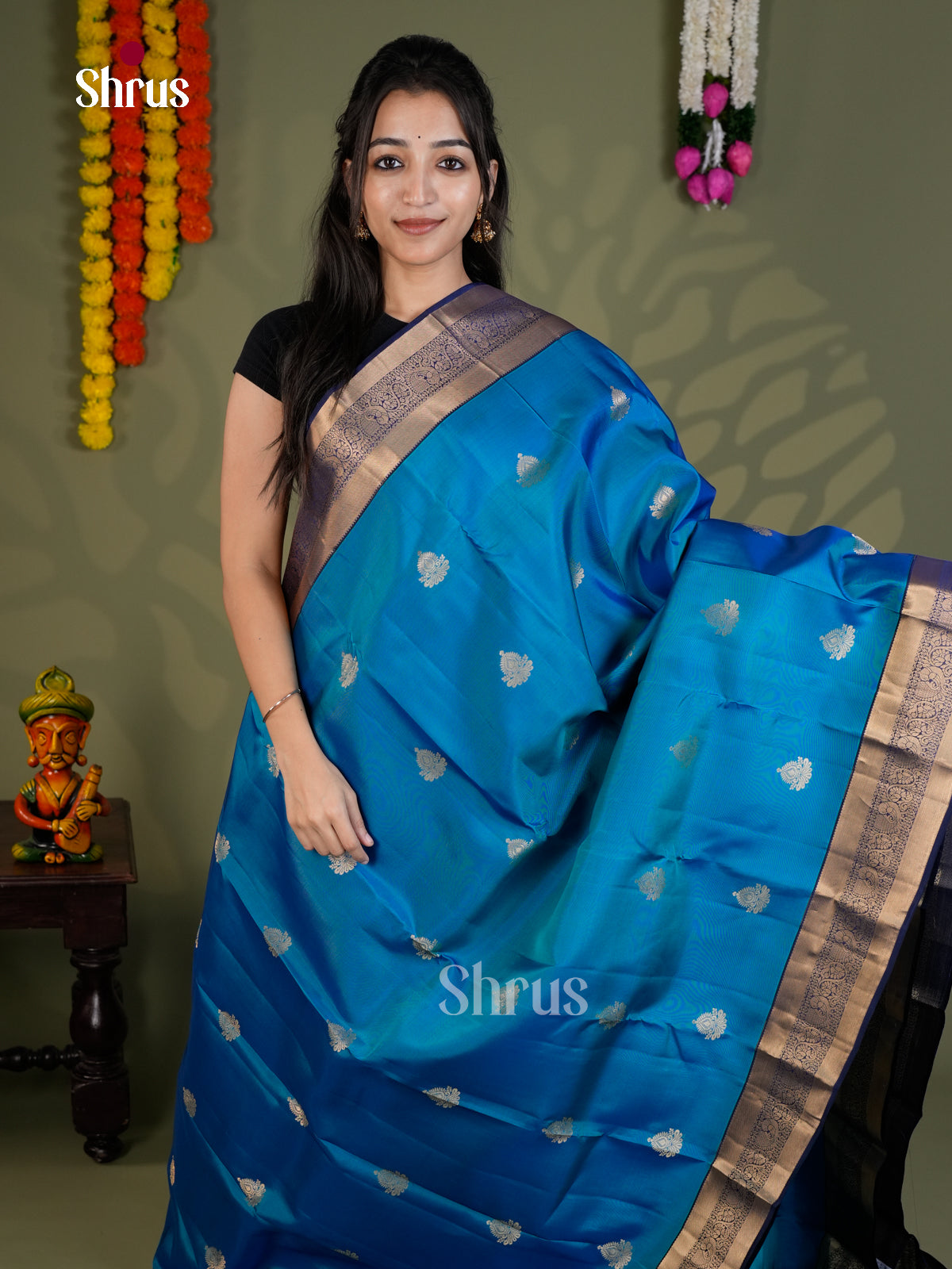 Blue & Navy Blue - Kanchipuram-halfpure - Saree- EAS28084 - Shop on Shrus.com
