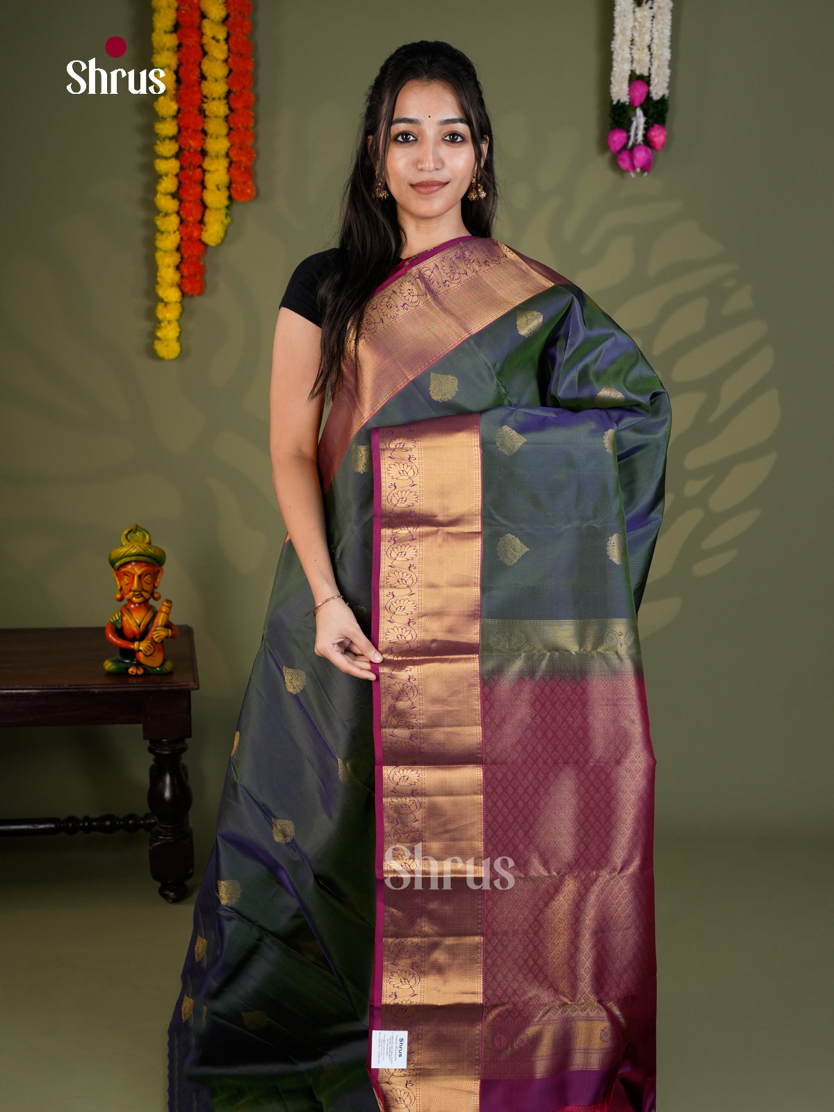 Double Shaded Green & Purple  - Kanchipuram-halfpure - Saree- EAS28162 - Shop on Shrus.com