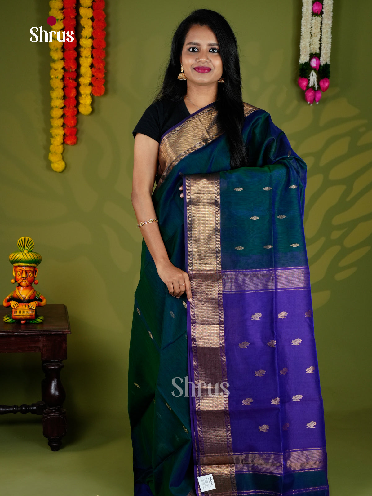 Peacock Green & Blue - Maheshwari silkcotton - Saree- EAS30027 - Shop on Shrus.com