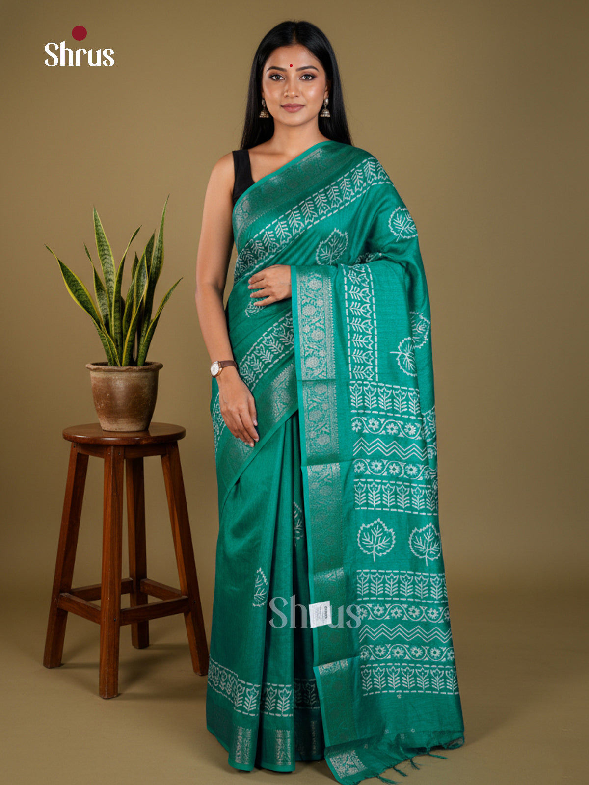 Green  - Semi Crepe  Saree- EAS30490 - Shop on Shrus.com