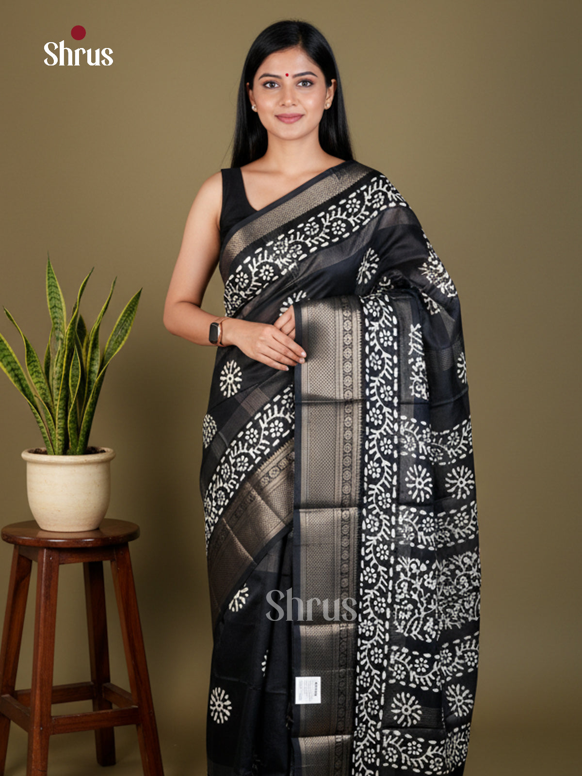 EAS30547 - Semi Crepe - Saree - Shop on Shrus.com