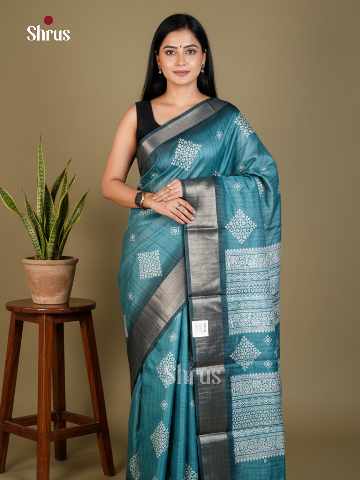 EAS30584 - Semi Crepe - Saree - Shop on Shrus.com