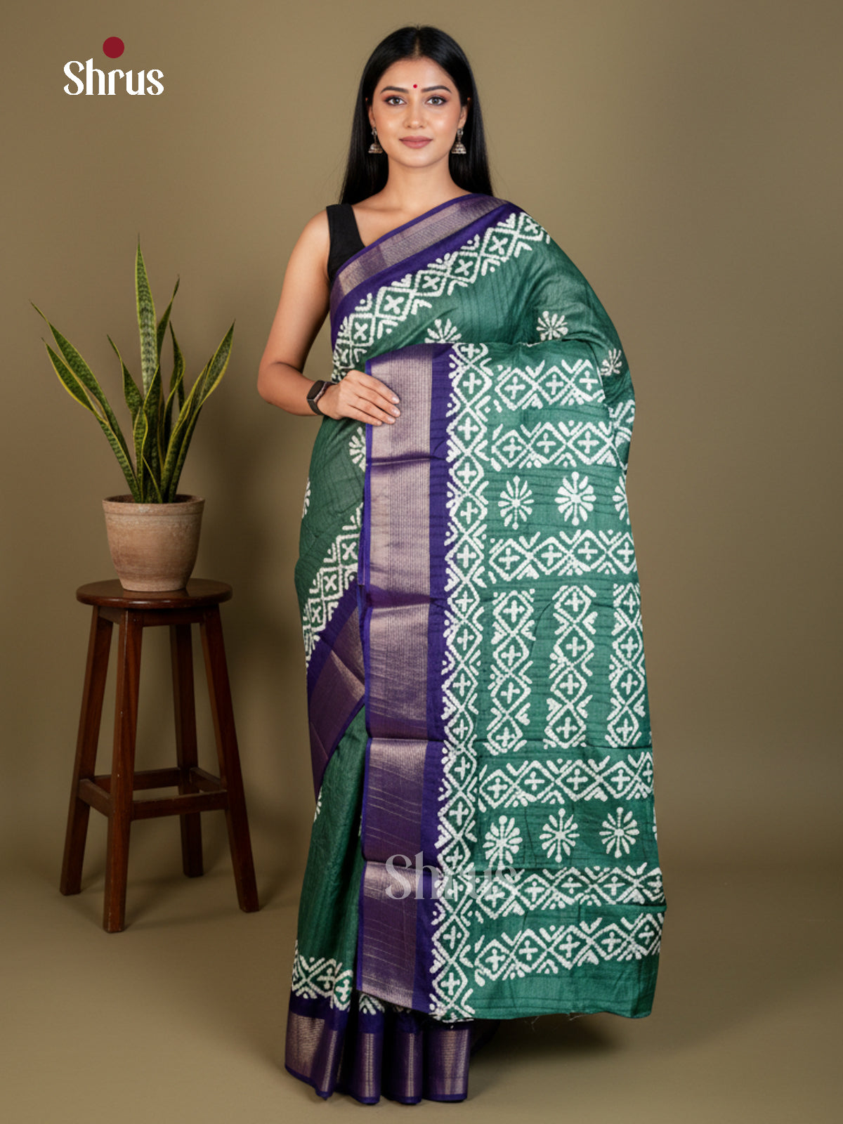 Green & Blue - Semi Crepe - Saree - EAS30592 - Shop on Shrus.com