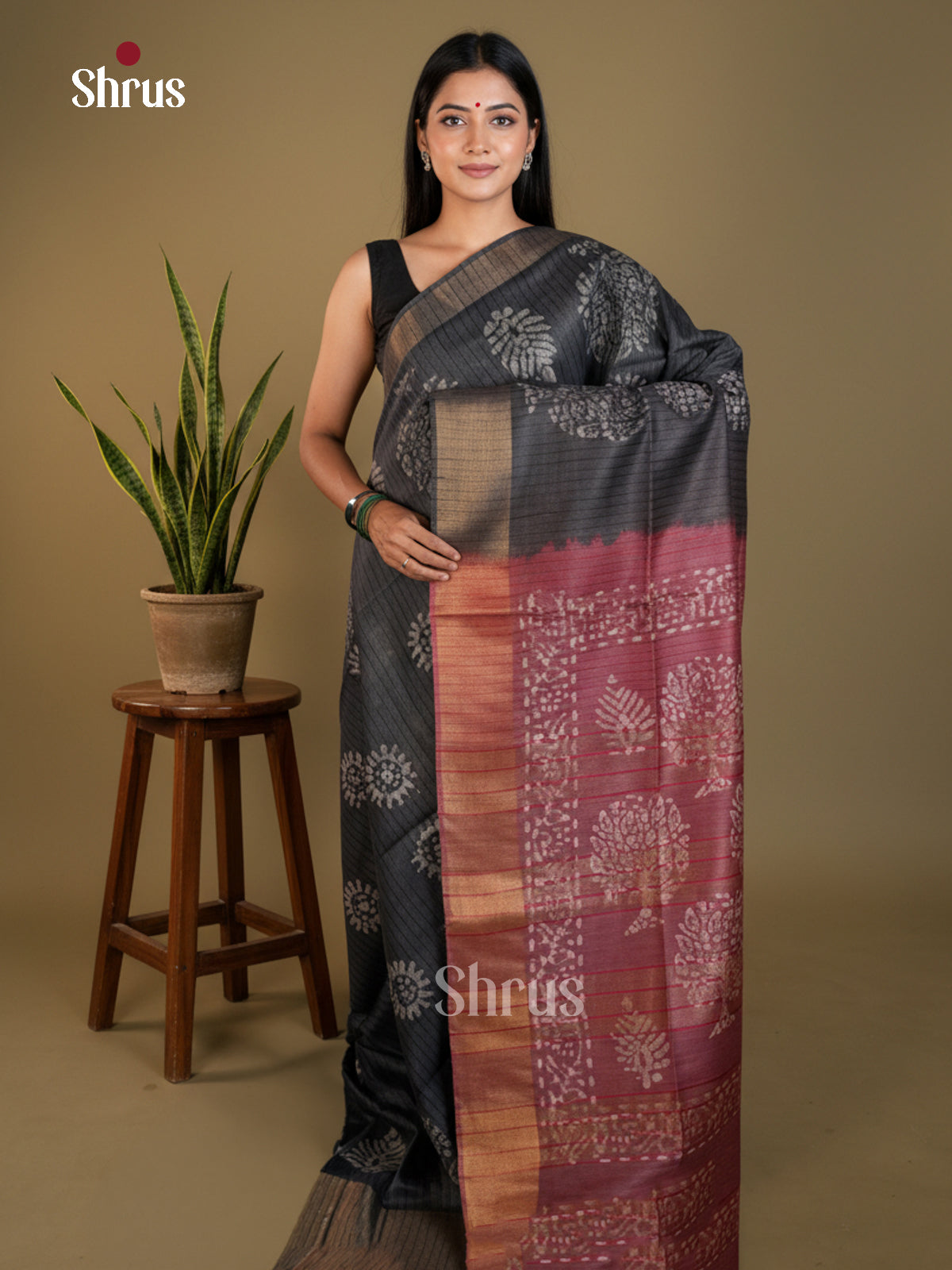 EAS31172 - Bhatik - Saree - Shop on Shrus.com