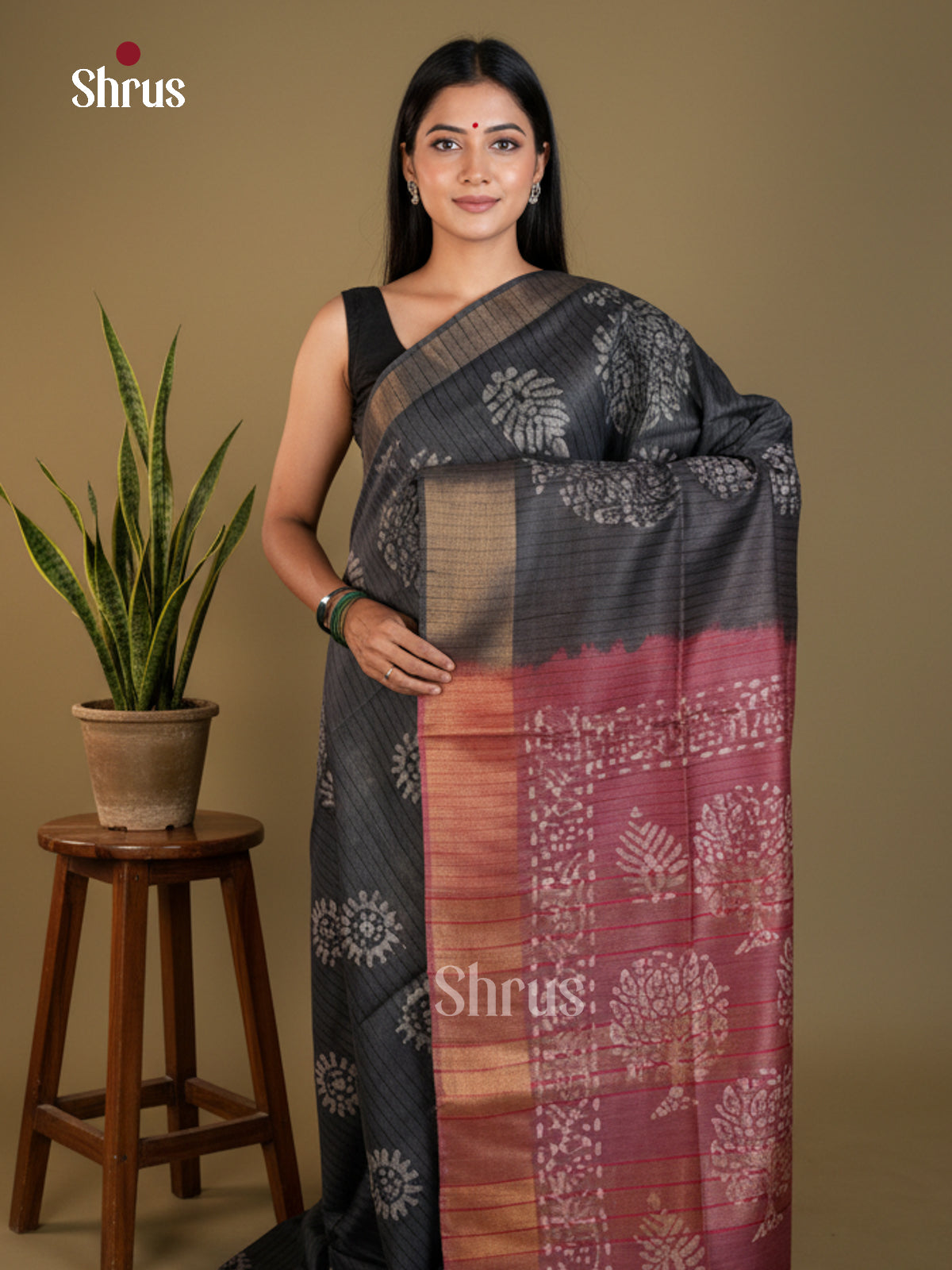 EAS31172 - Bhatik - Saree - Shop on Shrus.com