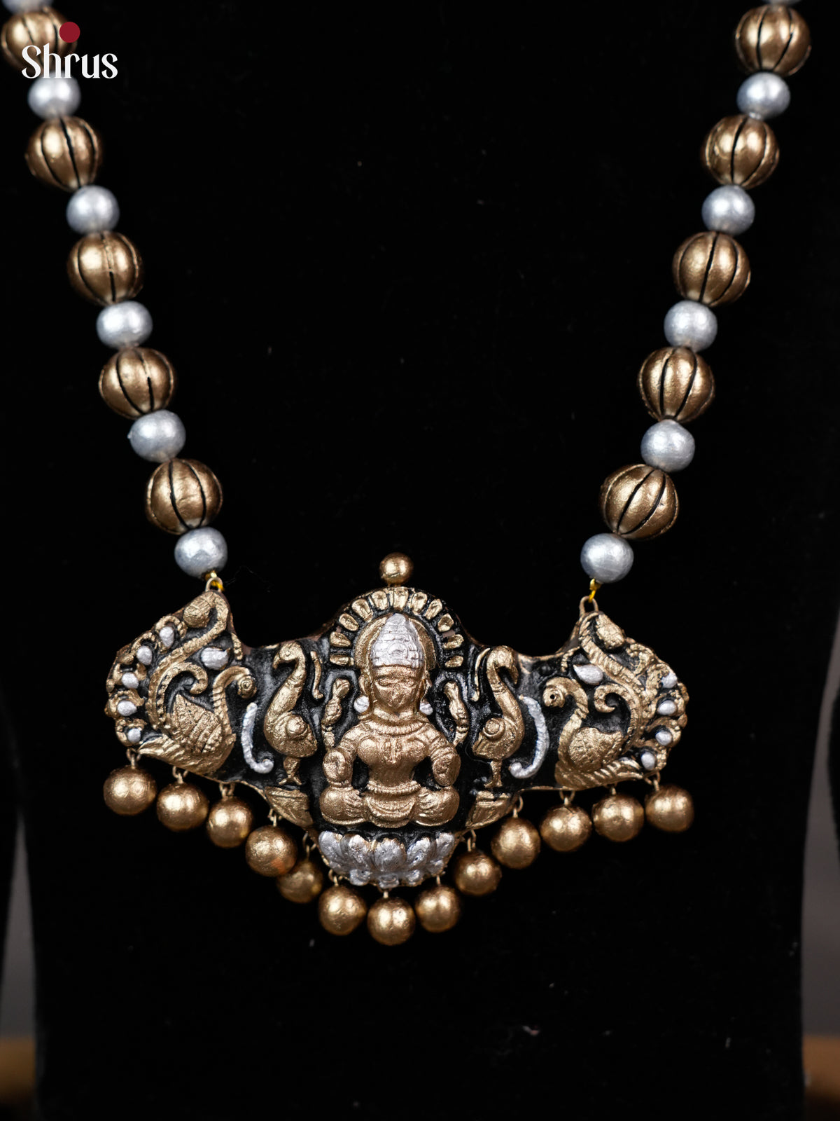 Accessories Saree - EBJ10076 - Shop on Shrus.com