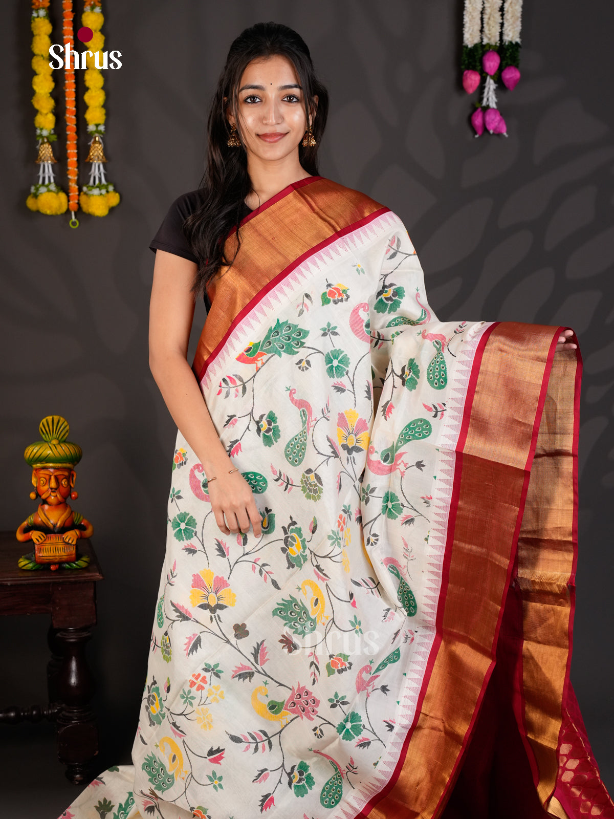 EBS01812 - Hindolam - Saree - Shop on Shrus.com