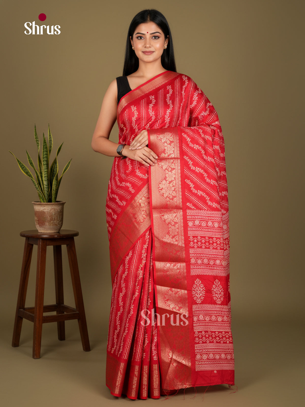 Semi Crepe Saree - ECS02068 - Shop on Shrus.com