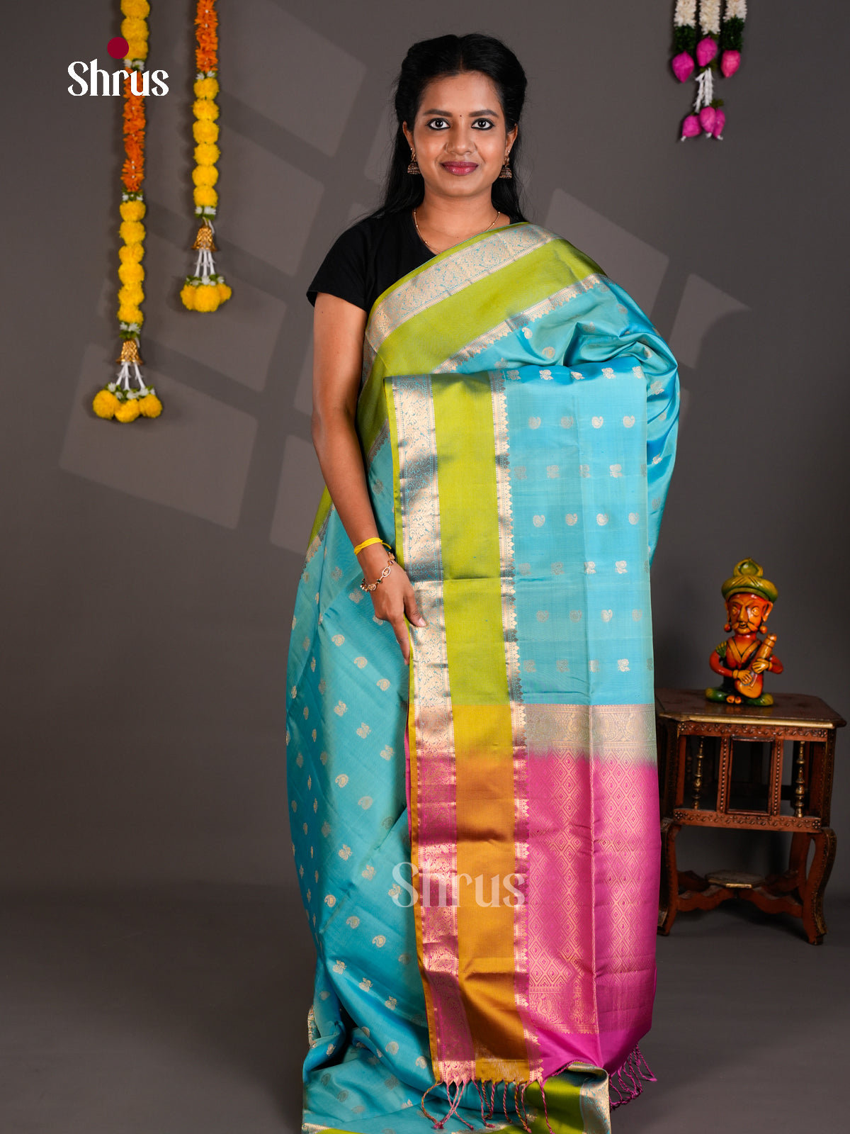 Buy Glowing Turquoise Pure Soft Silk Saree With Zari Buttas, Lime Green Rettaipet Border & Pink Pallu