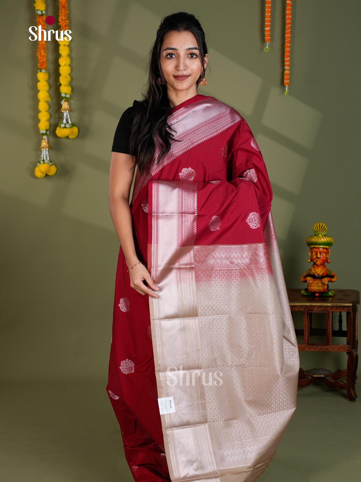 EBS16030 - Semi Kanchipuram Saree - Shop on Shrus.com