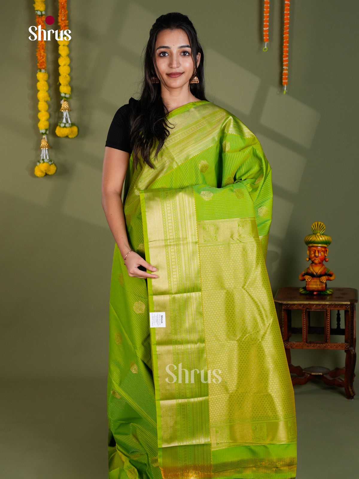 EBS16154 - Semi Kanchipuram Saree - Shop on Shrus.com