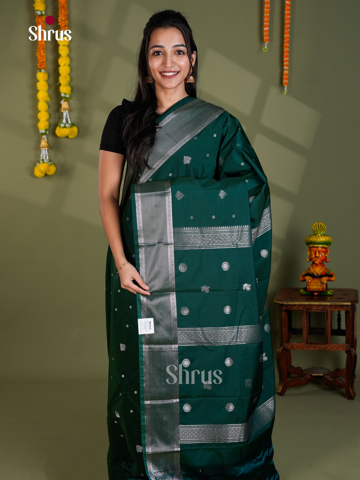 EBS16168 - Semi Kanchipuram Saree - Shop on Shrus.com