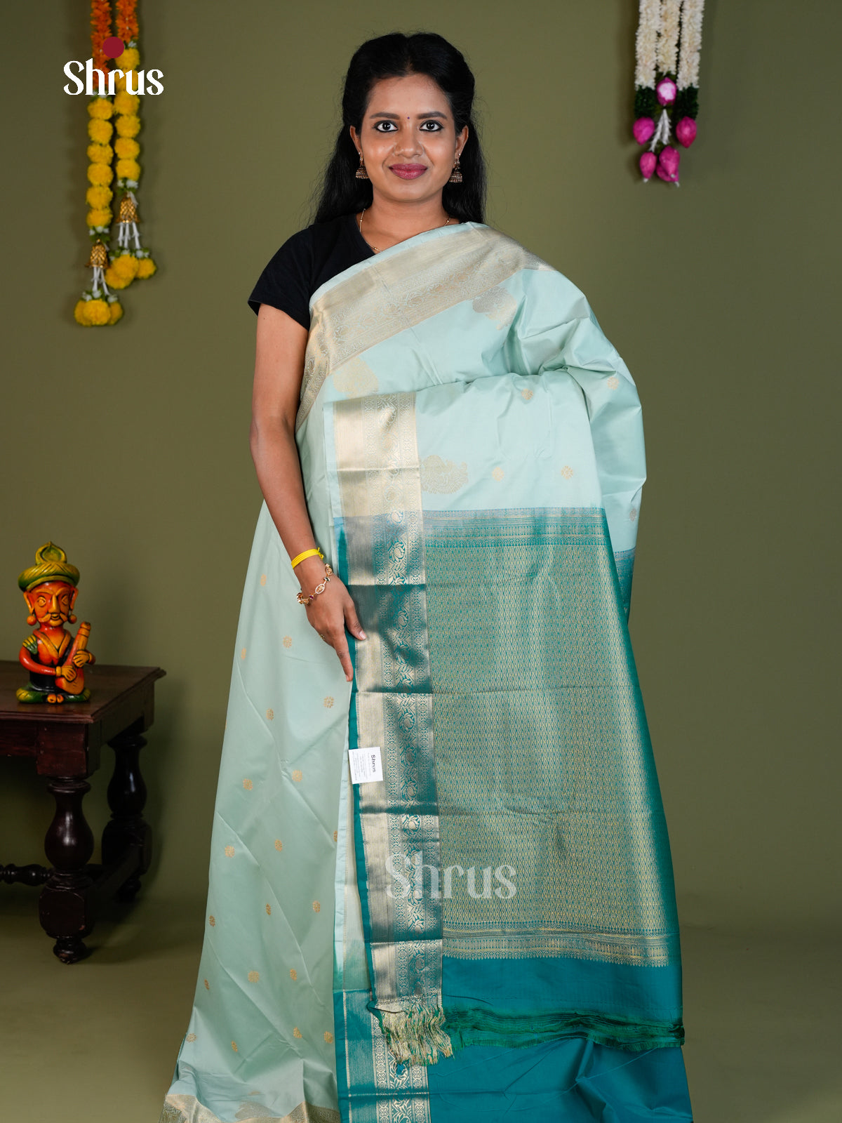 Semi Kanchipuram Saree - EBS16179 - Shop on Shrus.com