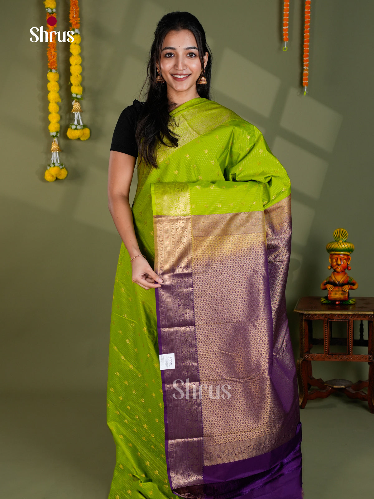 EBS16182 - Semi Kanchipuram Saree - Shop on Shrus.com