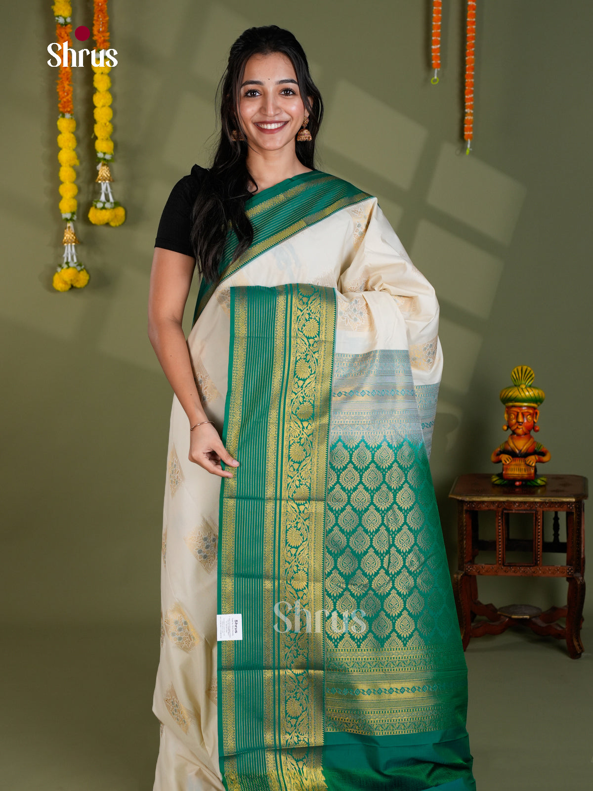 EBS16290 - Semi Kanchipuram Saree - Shop on Shrus.com