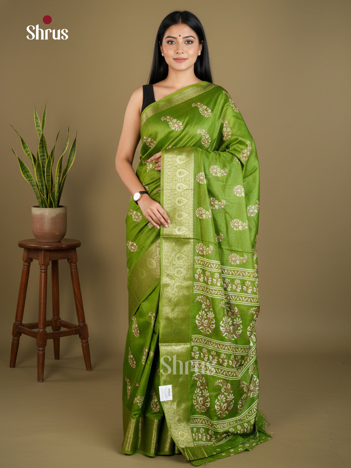 EBS16424  - Semi Crepe Saree - Shop on Shrus.com