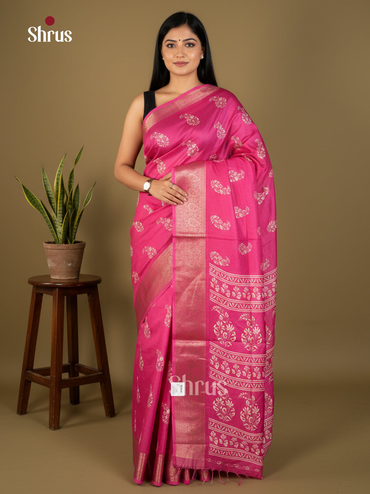 EBS16429 - Semi Crepe Saree - Shop on Shrus.com