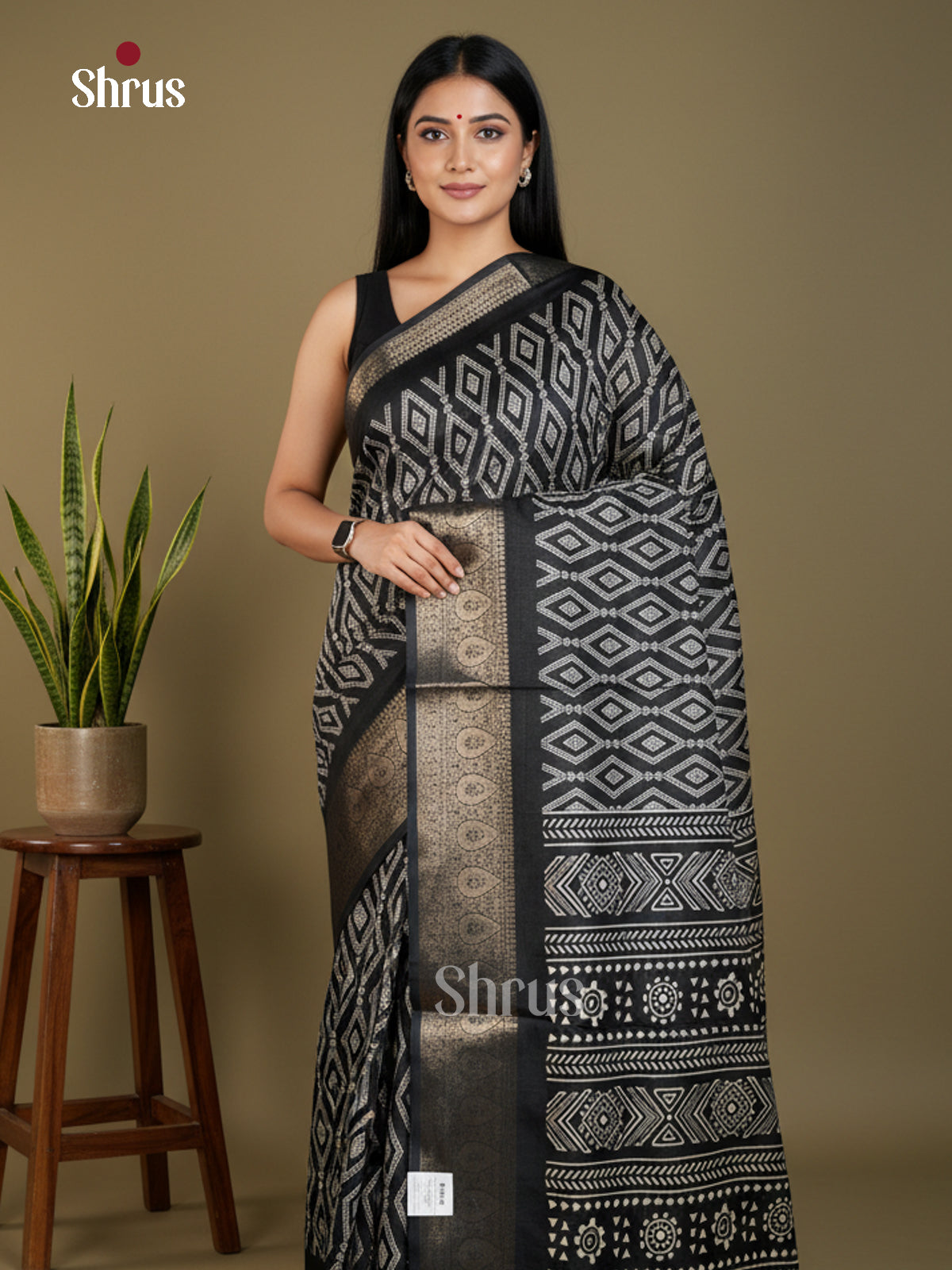 EBS16483 - Semi Crepe Saree - Shop on Shrus.com