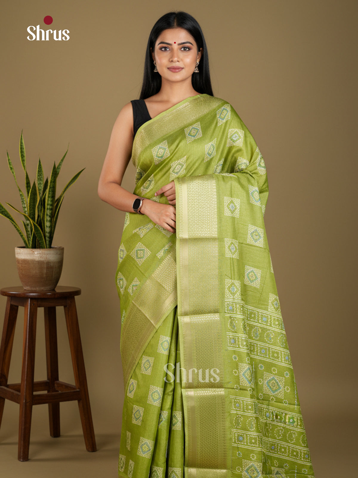 EBS16539 - Semi Crepe Saree - Shop on Shrus.com