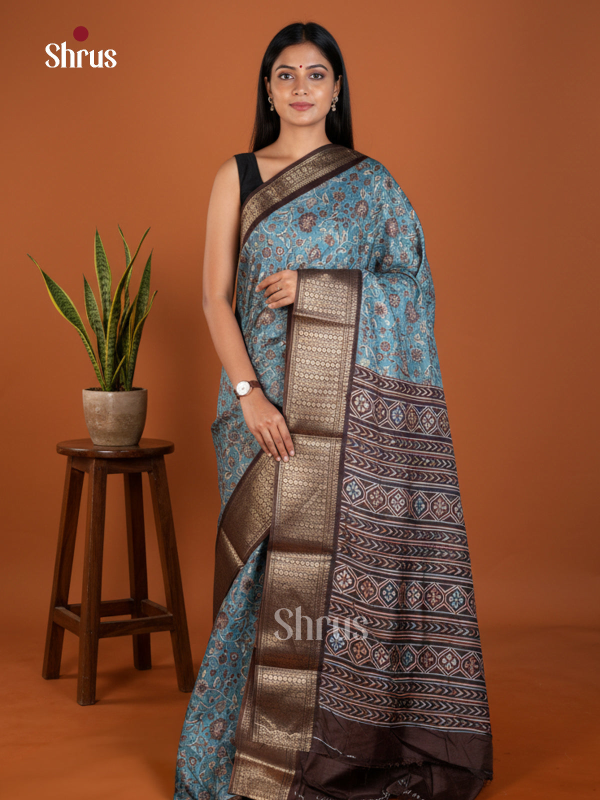 EBS16542 - Semi Crepe Saree - Shop on Shrus.com