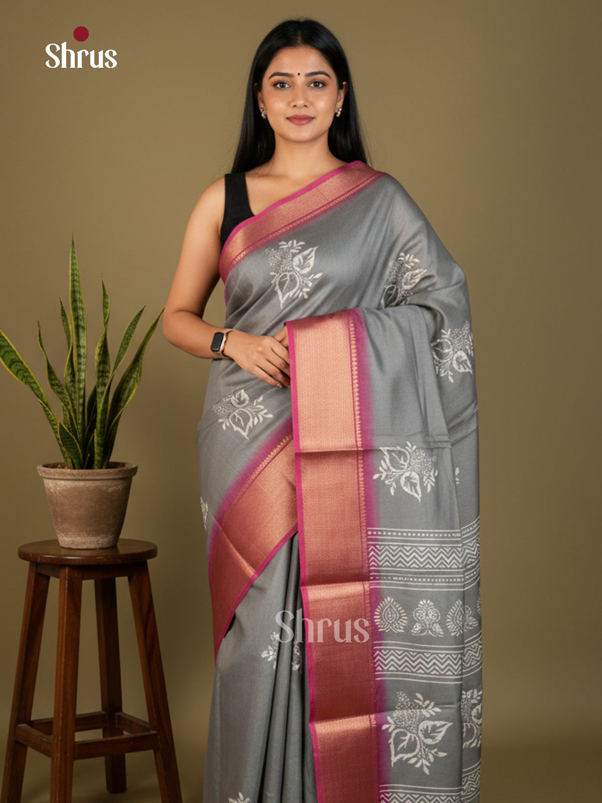 EBS16567 - Semi Crepe Saree - Shop on Shrus.com