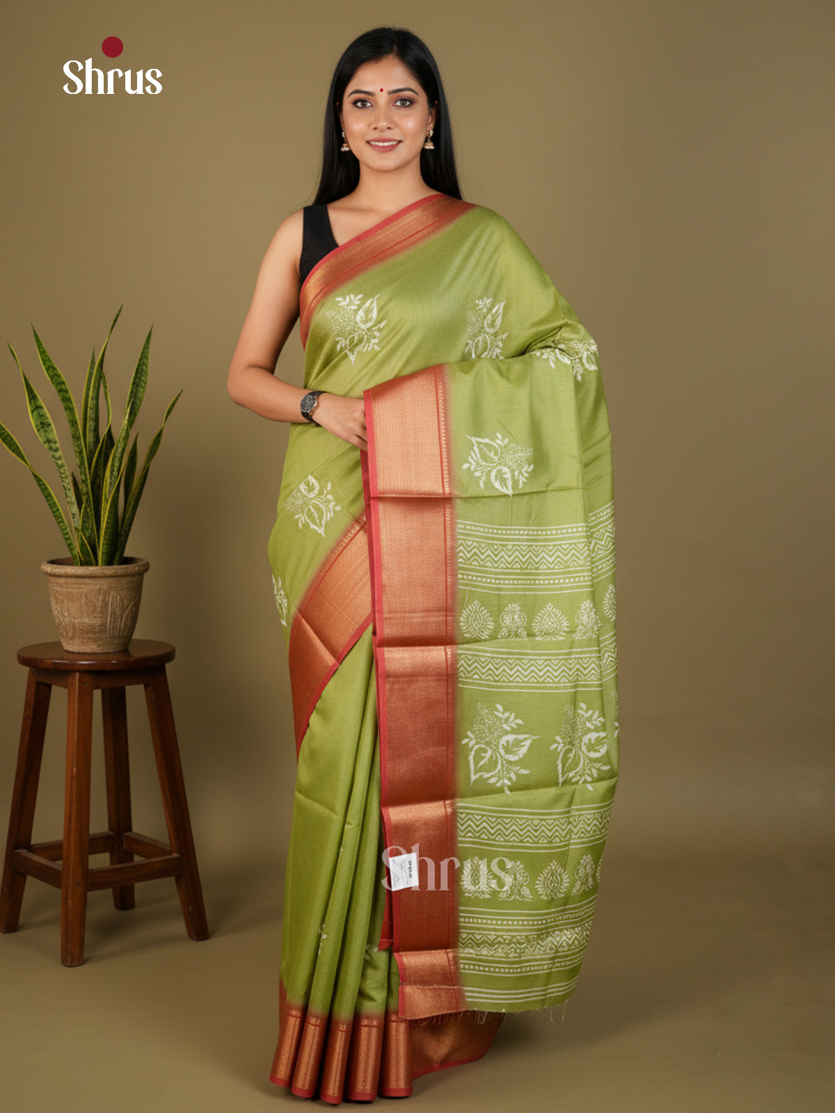 EBS16568 - Semi Crepe Saree - Shop on Shrus.com