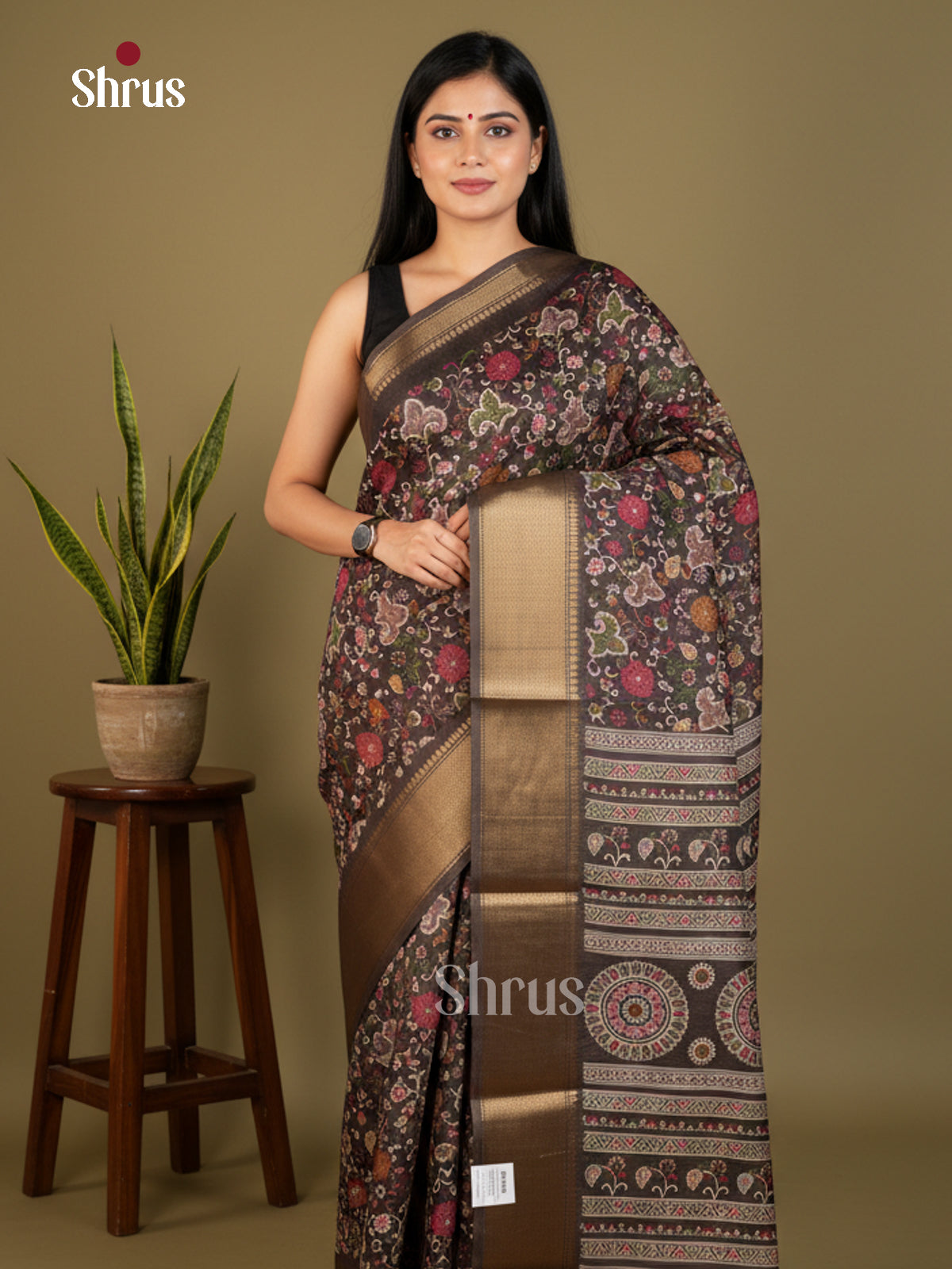 EBS16571 - Semi Crepe Saree - Shop on Shrus.com