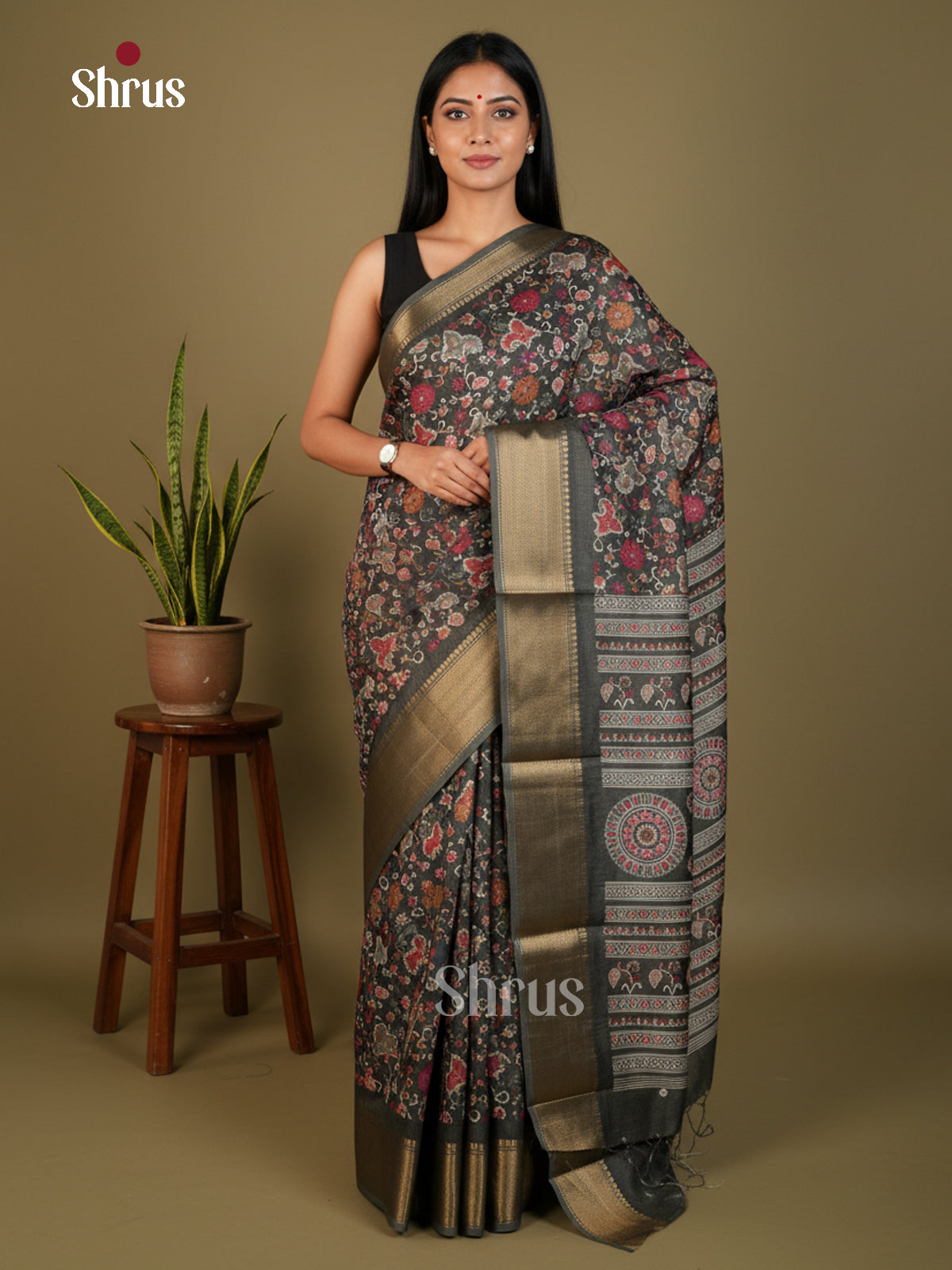 EBS16572 - Semi Crepe Saree - Shop on Shrus.com