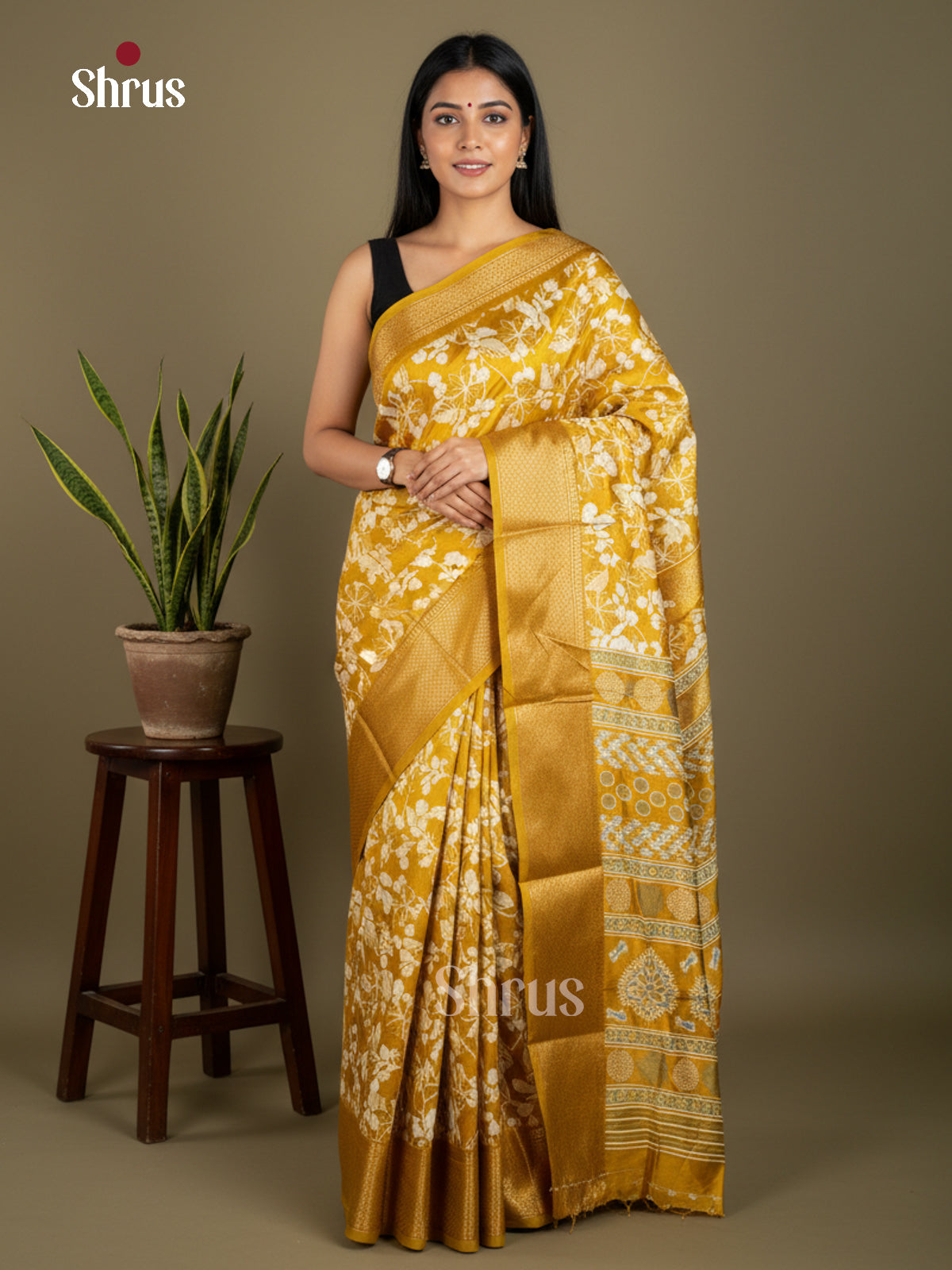 EBS16606 - Semi Crepe Saree - Shop on Shrus.com