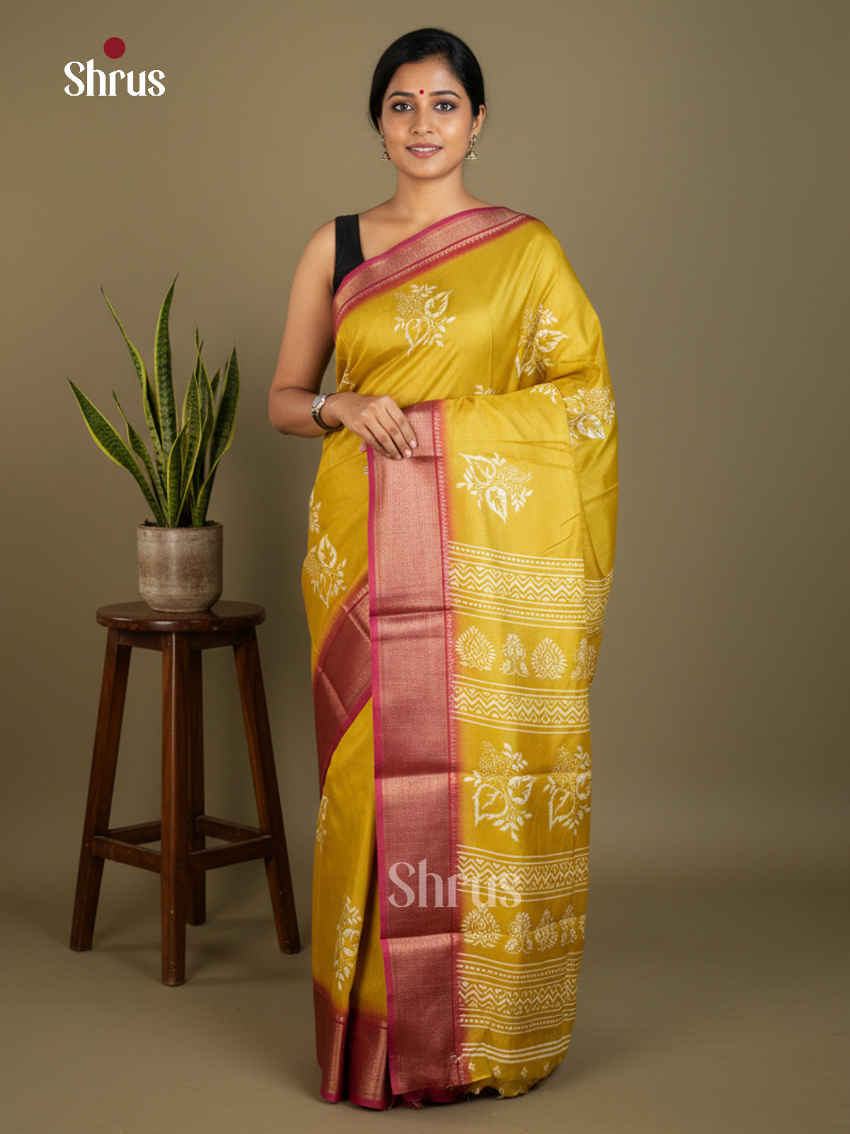 EBS16614 - Semi Crepe Saree - Shop on Shrus.com