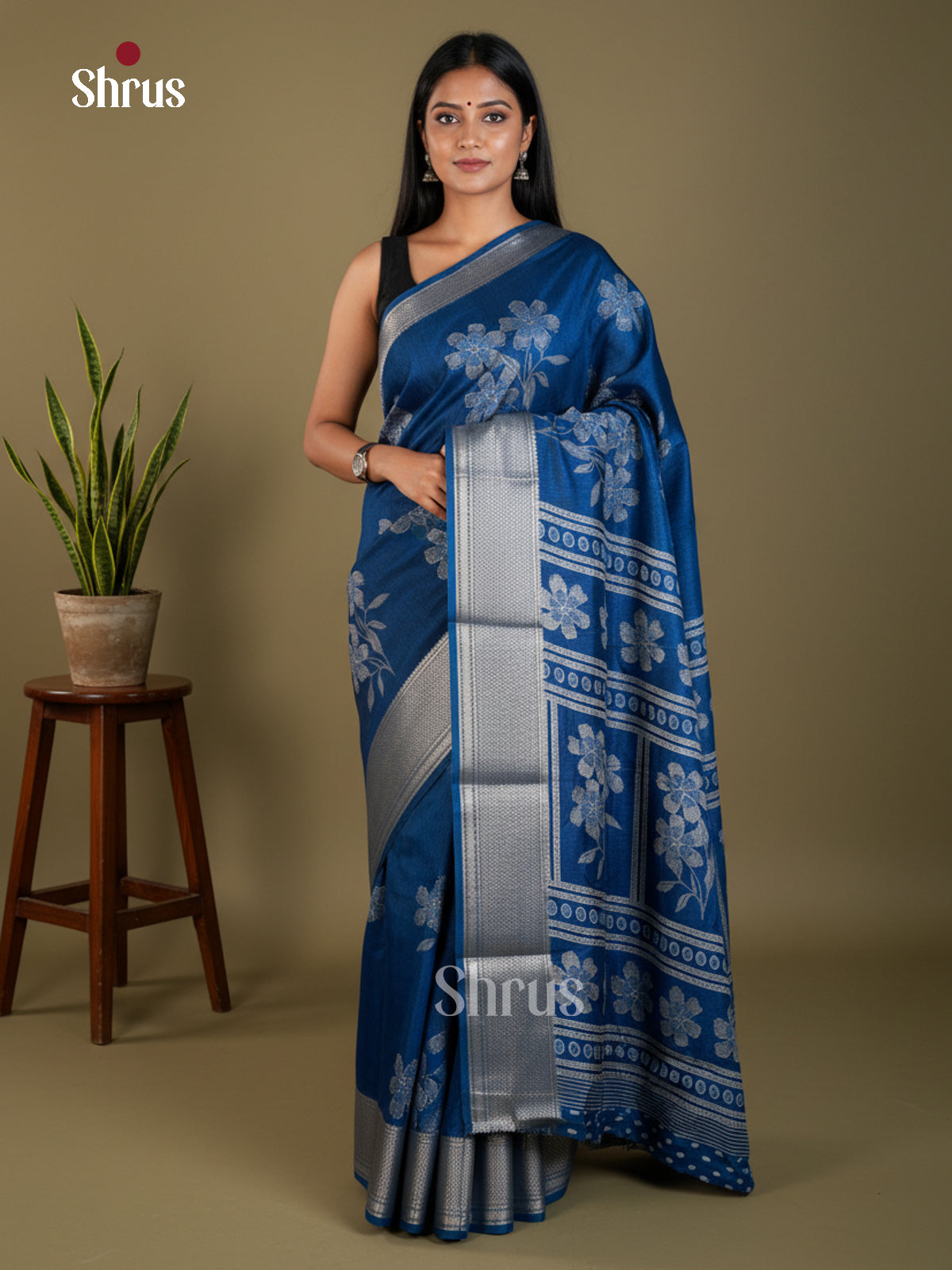 EBS16664 - Semi Crepe Saree - Shop on Shrus.com