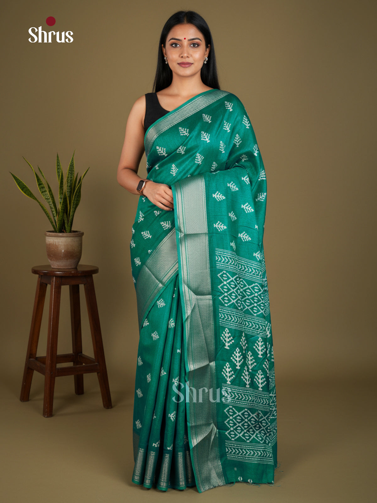 Semi Crepe Saree - EBS16688 - Shop on Shrus.com