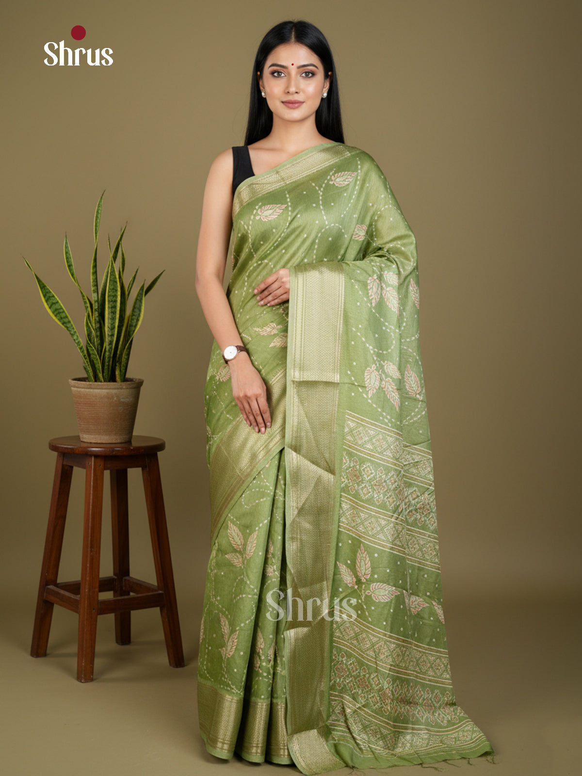 EBS16699 - Semi Crepe Saree - Shop on Shrus.com