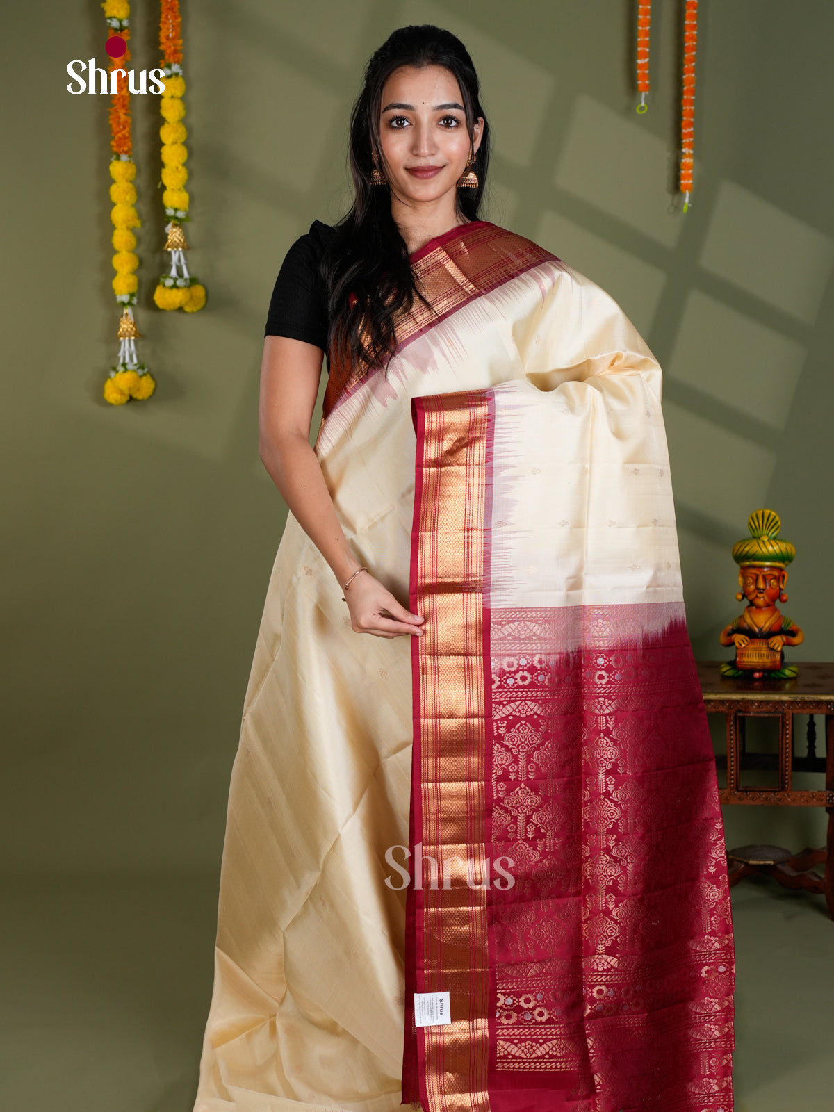 EBS18528 - Soft Silk Saree - Shop on Shrus.com
