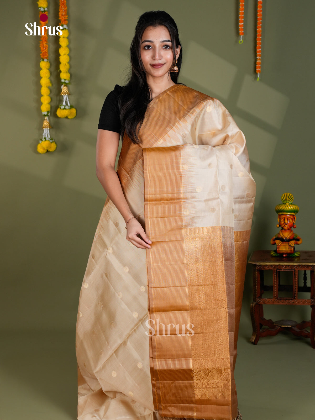 EBS18579 - Soft Silk Saree - Shop on Shrus.com