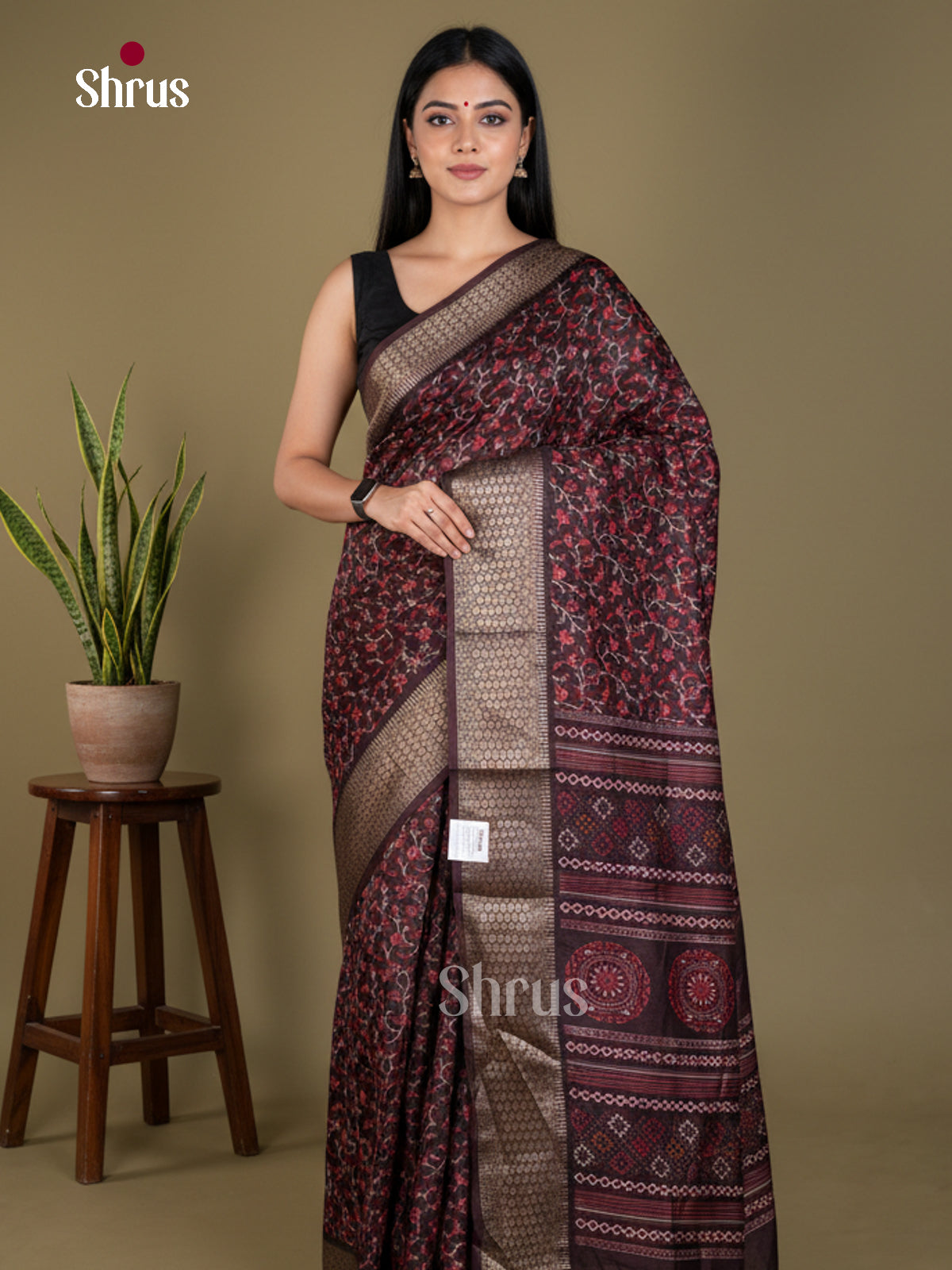 Semi Crepe Saree - EBS18813 - Shop on Shrus.com