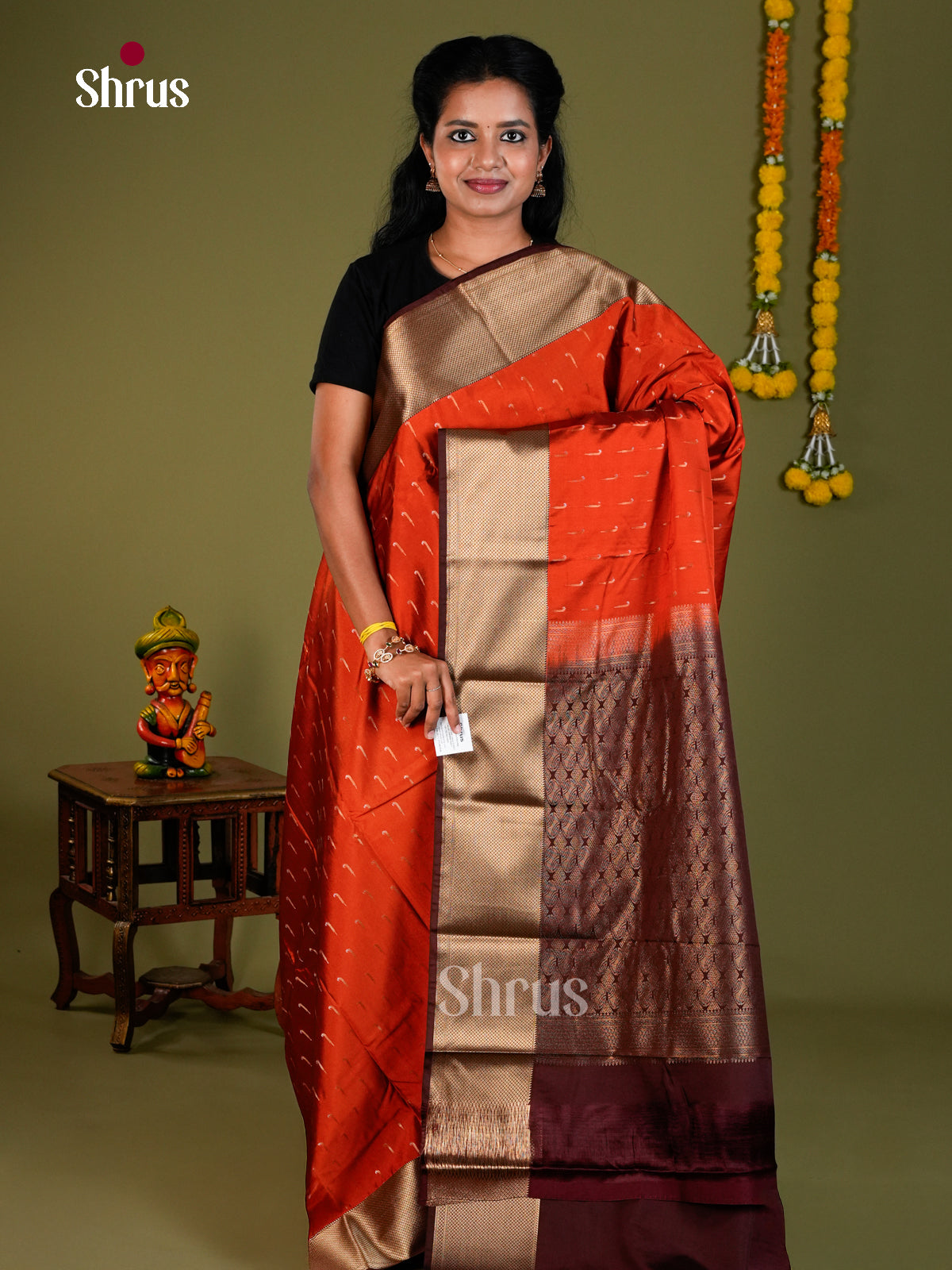 Semi Kanchipuram Saree - EBS19016 - Shop on Shrus.com