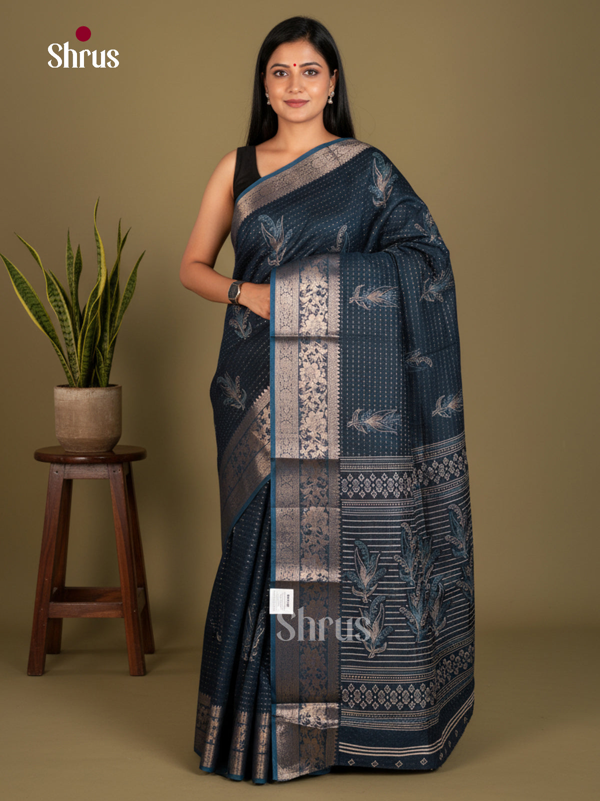 Semi Crepe Saree - EBS20438 - Shop on Shrus.com