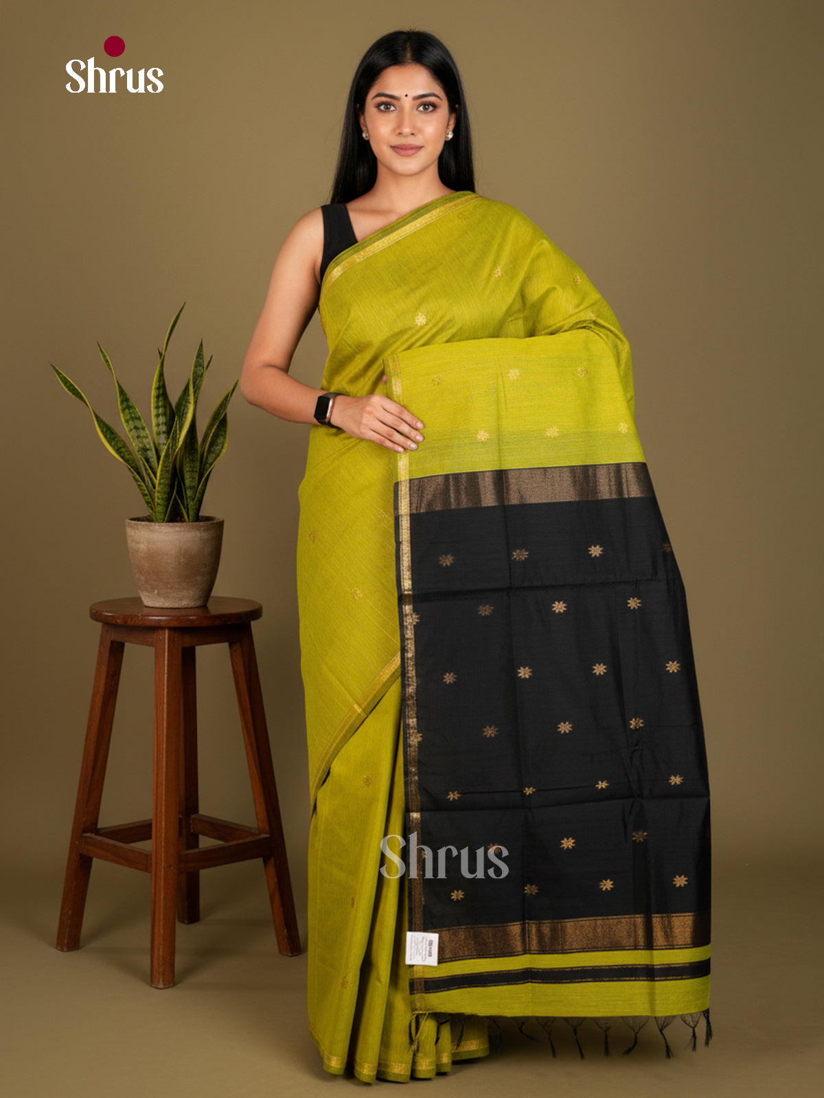 EBS26075 - Semi Maheshwari Saree - Shop on Shrus.com