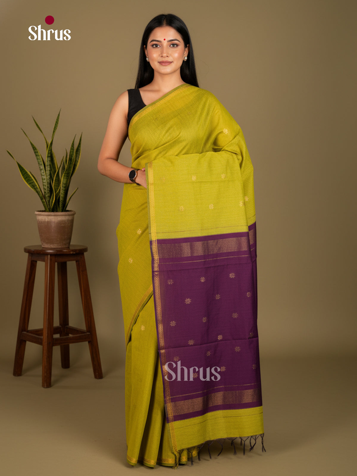 EBS26089 - Semi Maheshwari Saree - Shop on Shrus.com