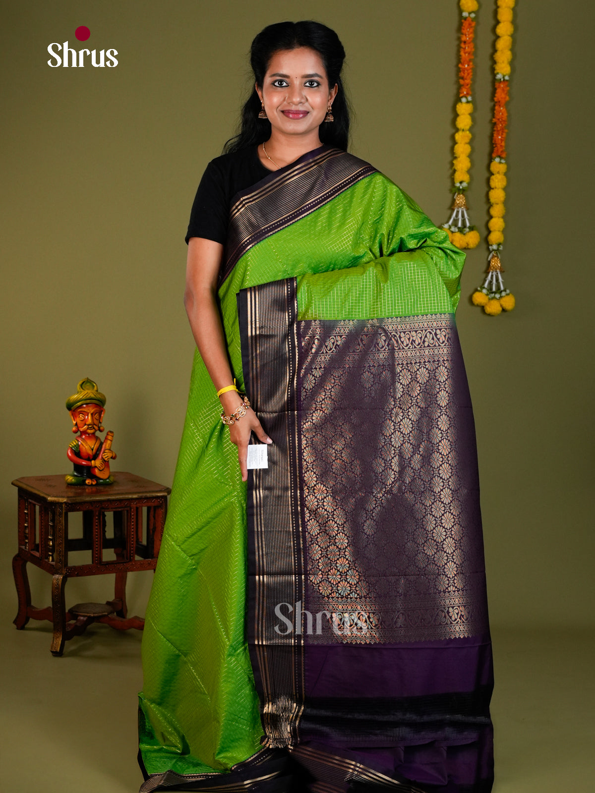 Semi Kanchipuram Saree - EBS26539 - Shop on Shrus.com